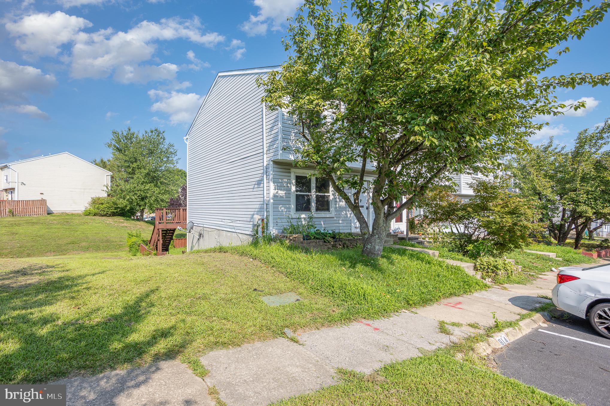 WOODBRIDGE - Residential