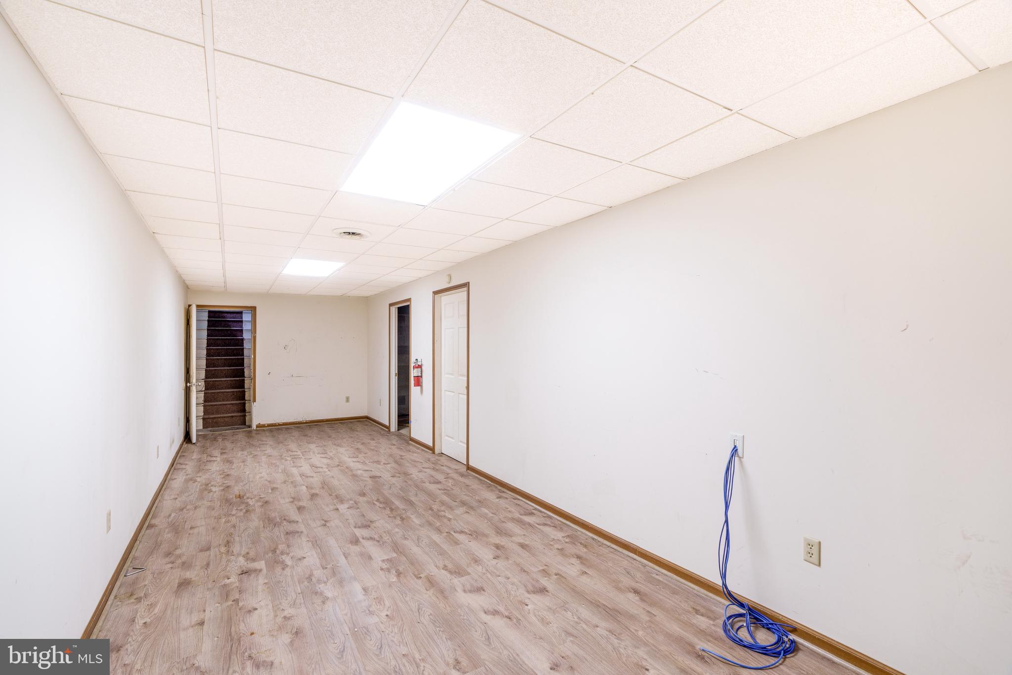 WOODS OF TOWN POINT - Residential