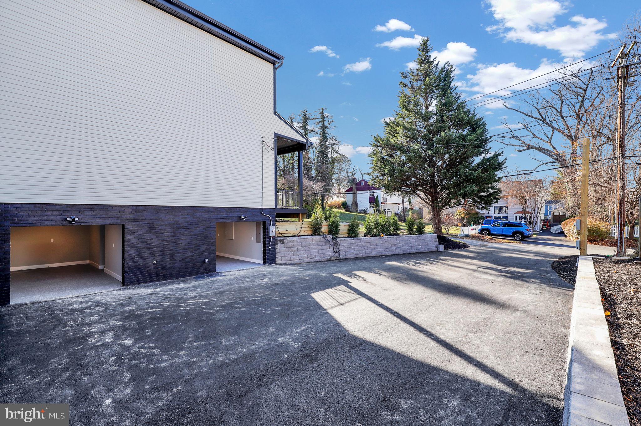 CAPITOL VIEW PARK - Residential