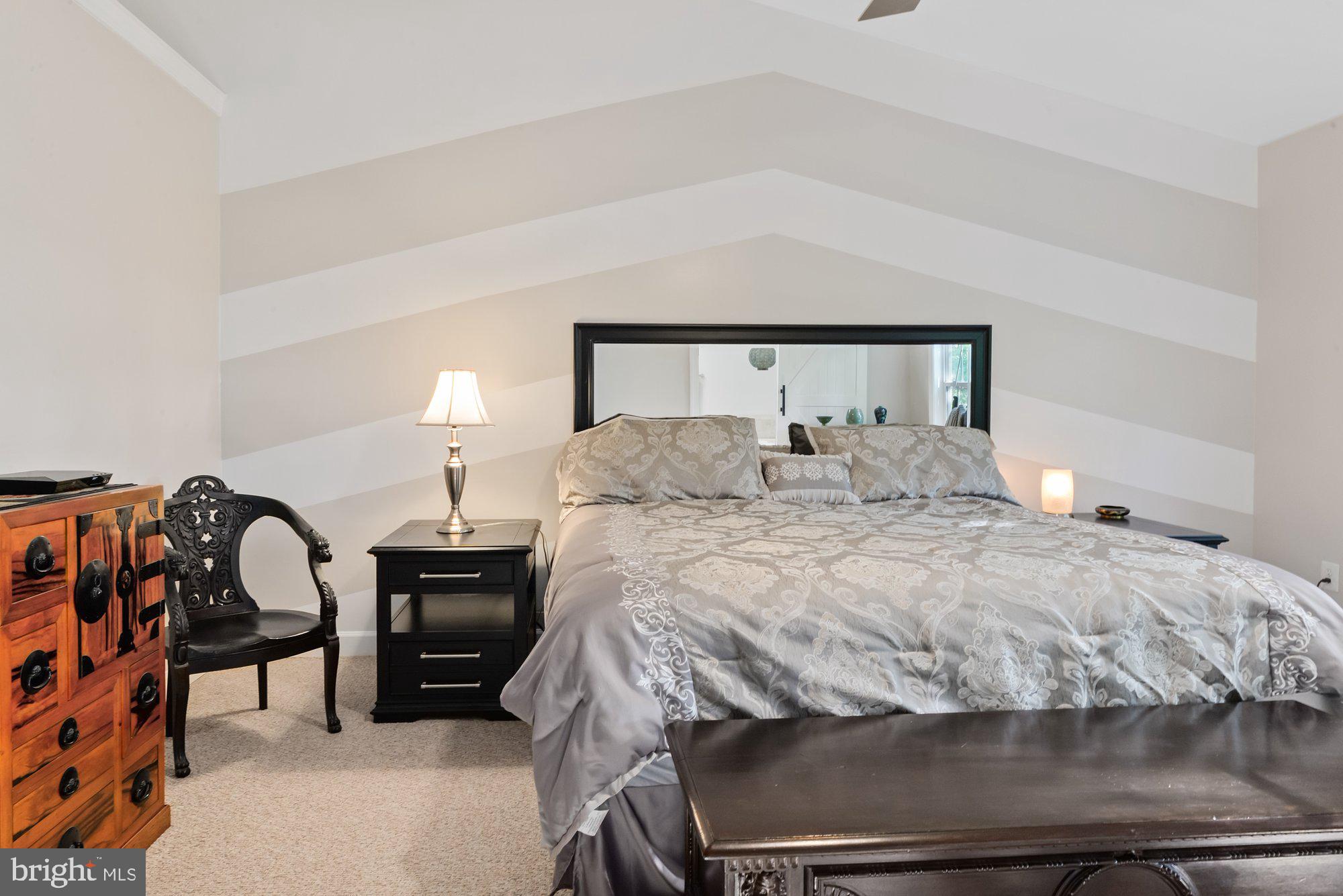 ASHTON COMMONS - Residential