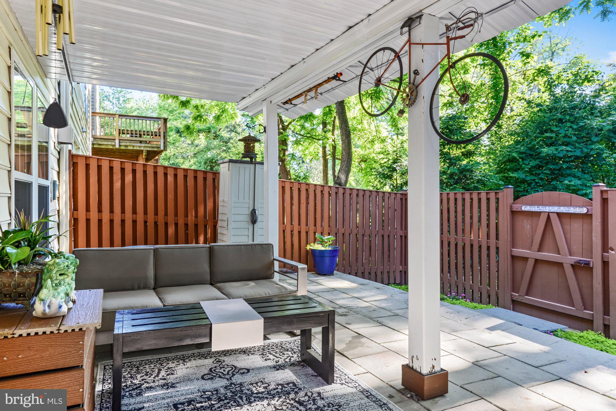 ASHTON COMMONS - Residential