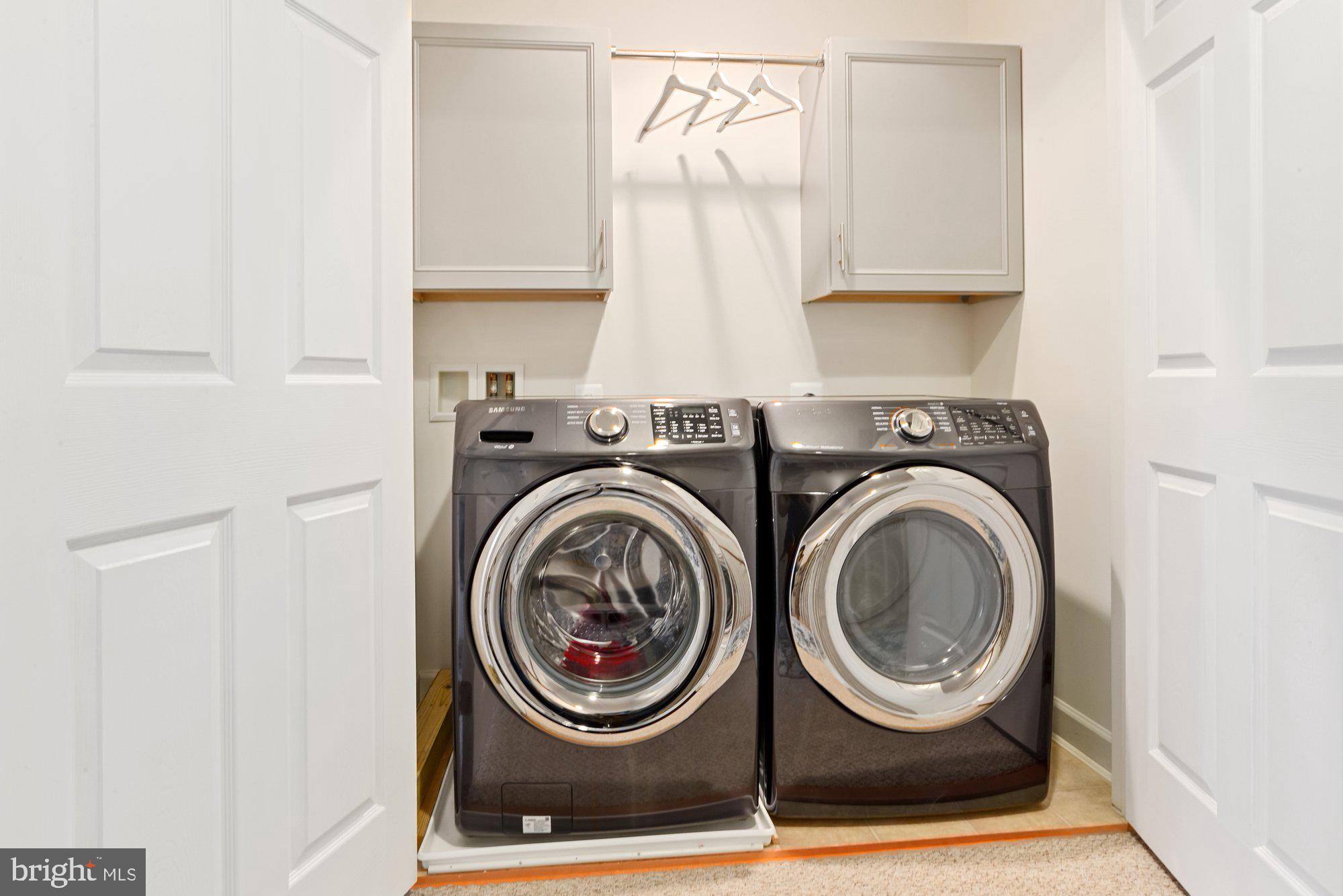 ASHTON COMMONS - Residential