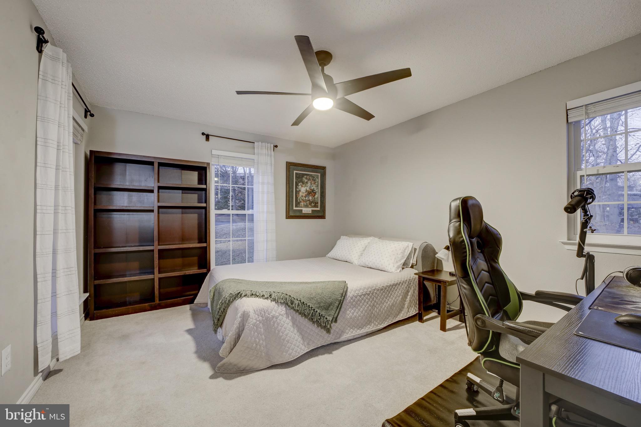 FOUNTAINS AT MCLEAN - Residential