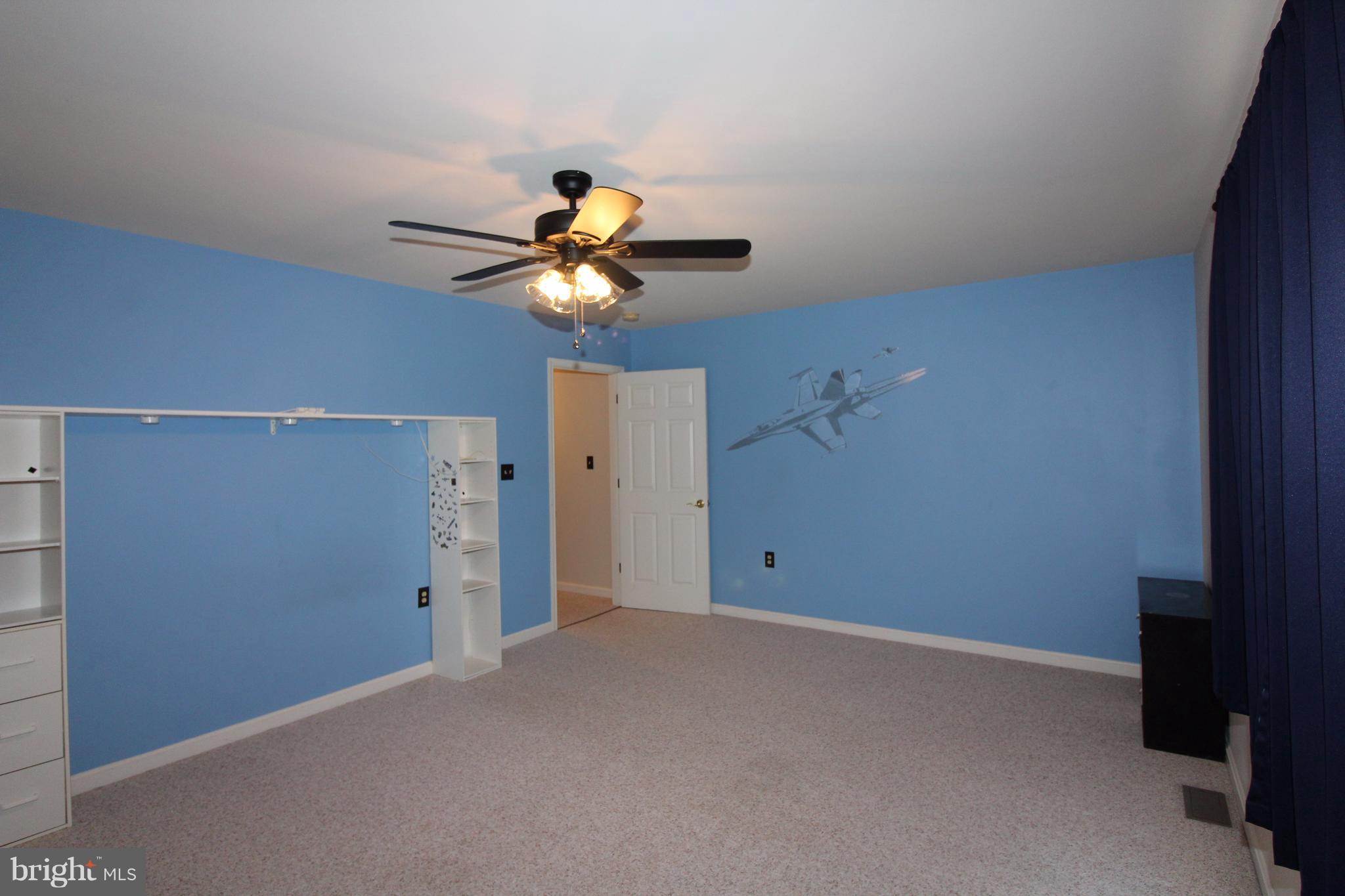 PARKSIDE VILLAGE - Residential