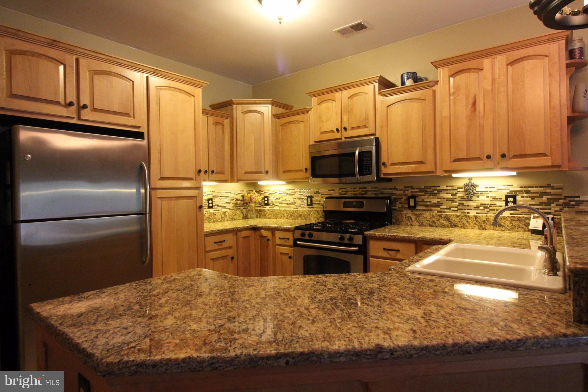 PARKSIDE VILLAGE - Residential