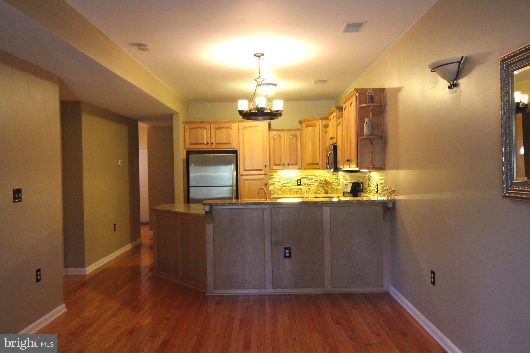 PARKSIDE VILLAGE - Residential