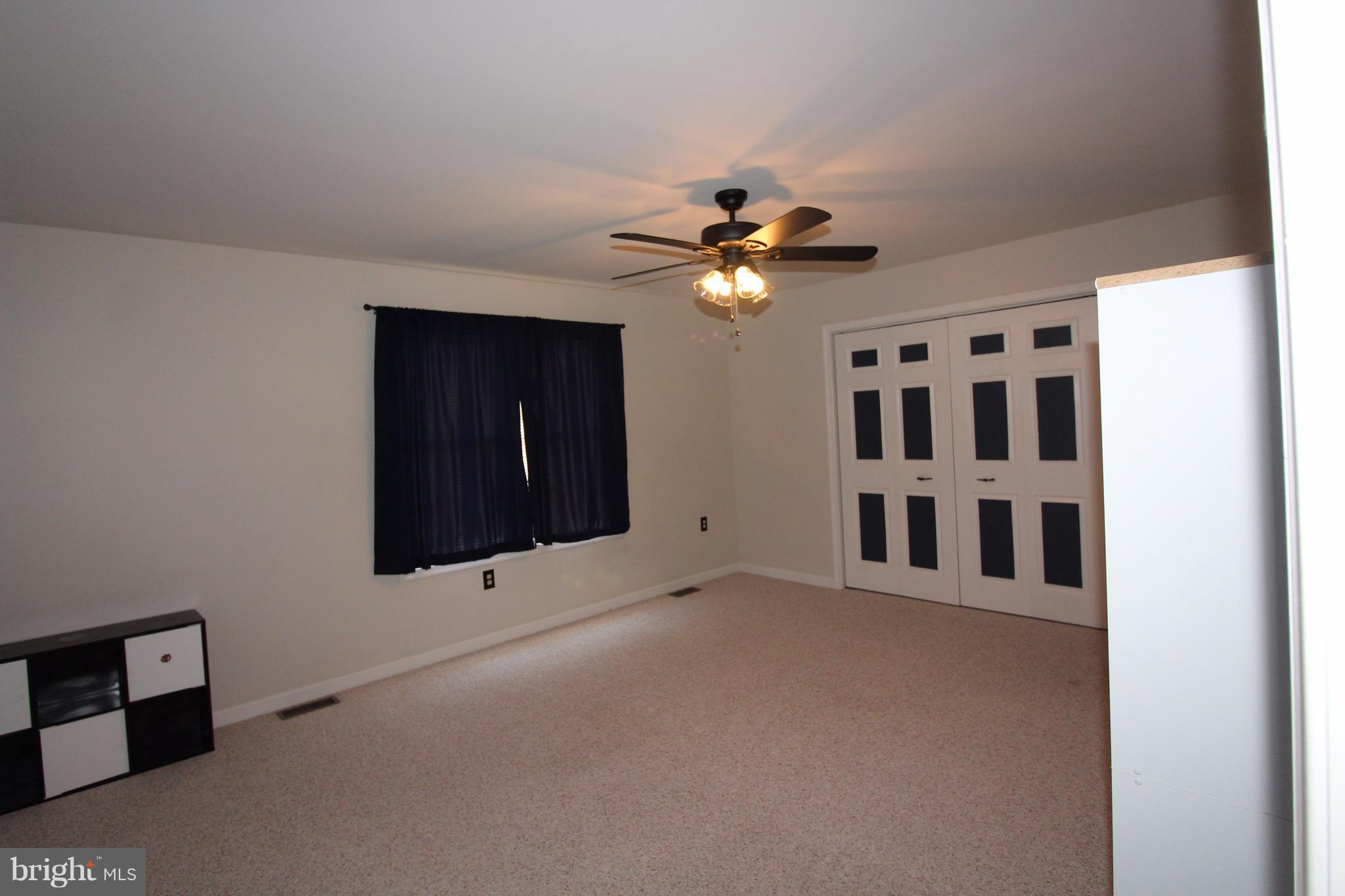 PARKSIDE VILLAGE - Residential