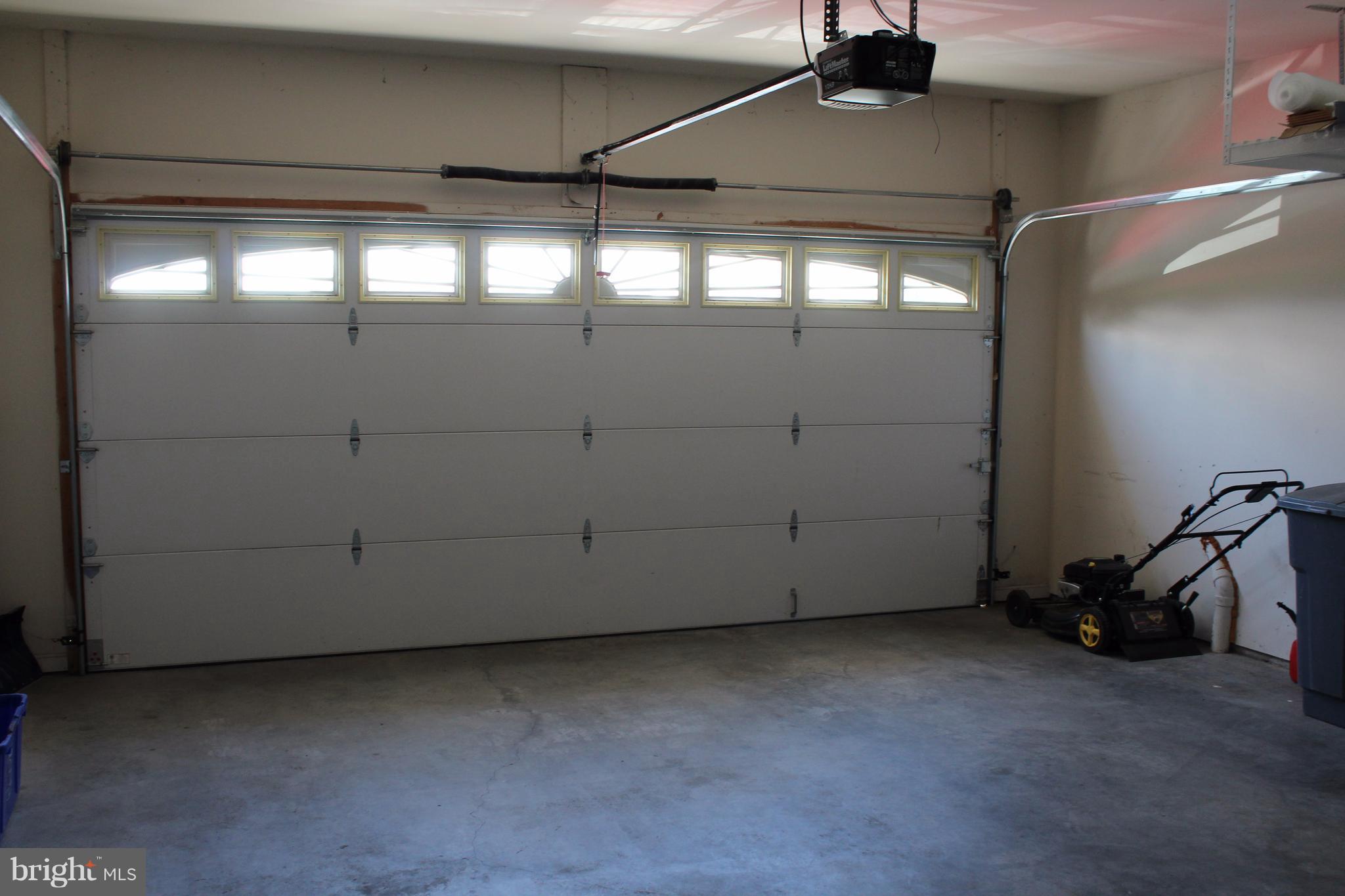 PARKSIDE VILLAGE - Residential