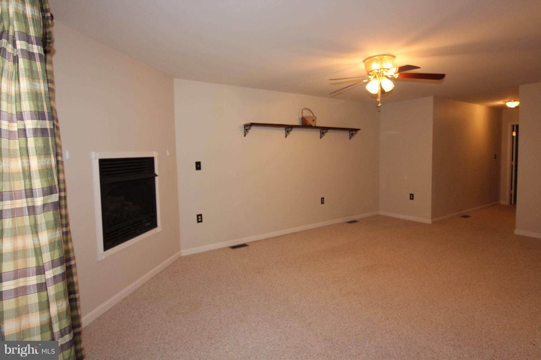 PARKSIDE VILLAGE - Residential