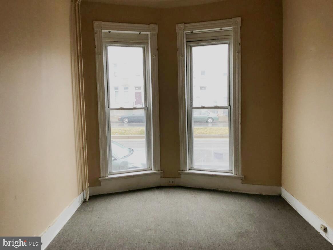 SANDTOWN-WINCHESTER - Residential