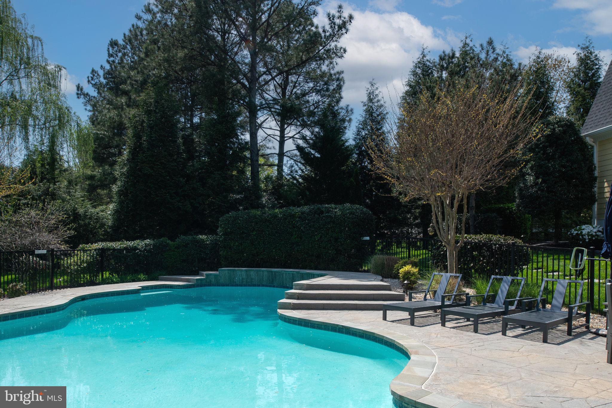 FAWN LAKE - Residential