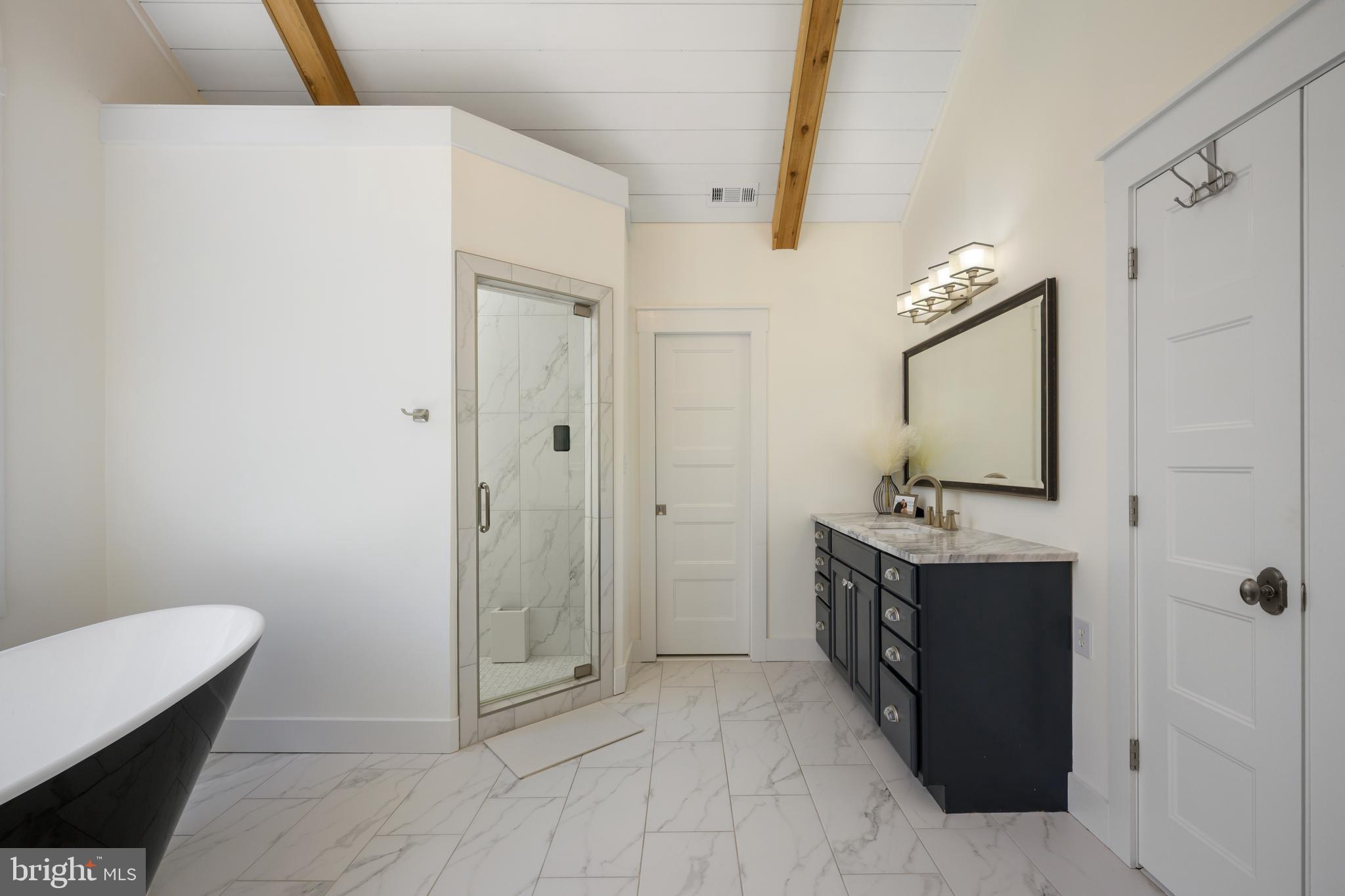 FAWN LAKE - Residential