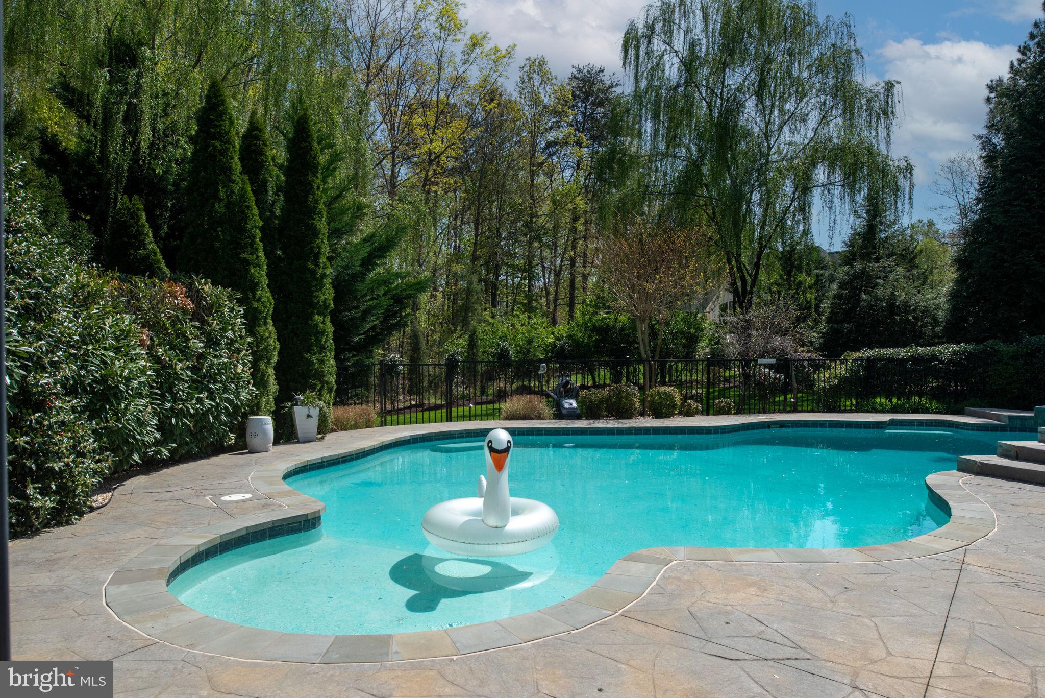 FAWN LAKE - Residential