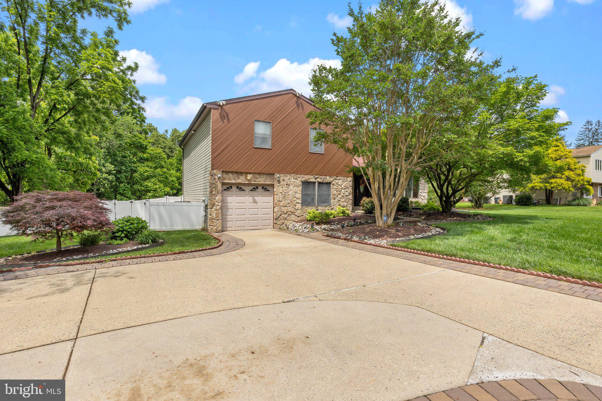 DEERFIELD NORTH - Residential