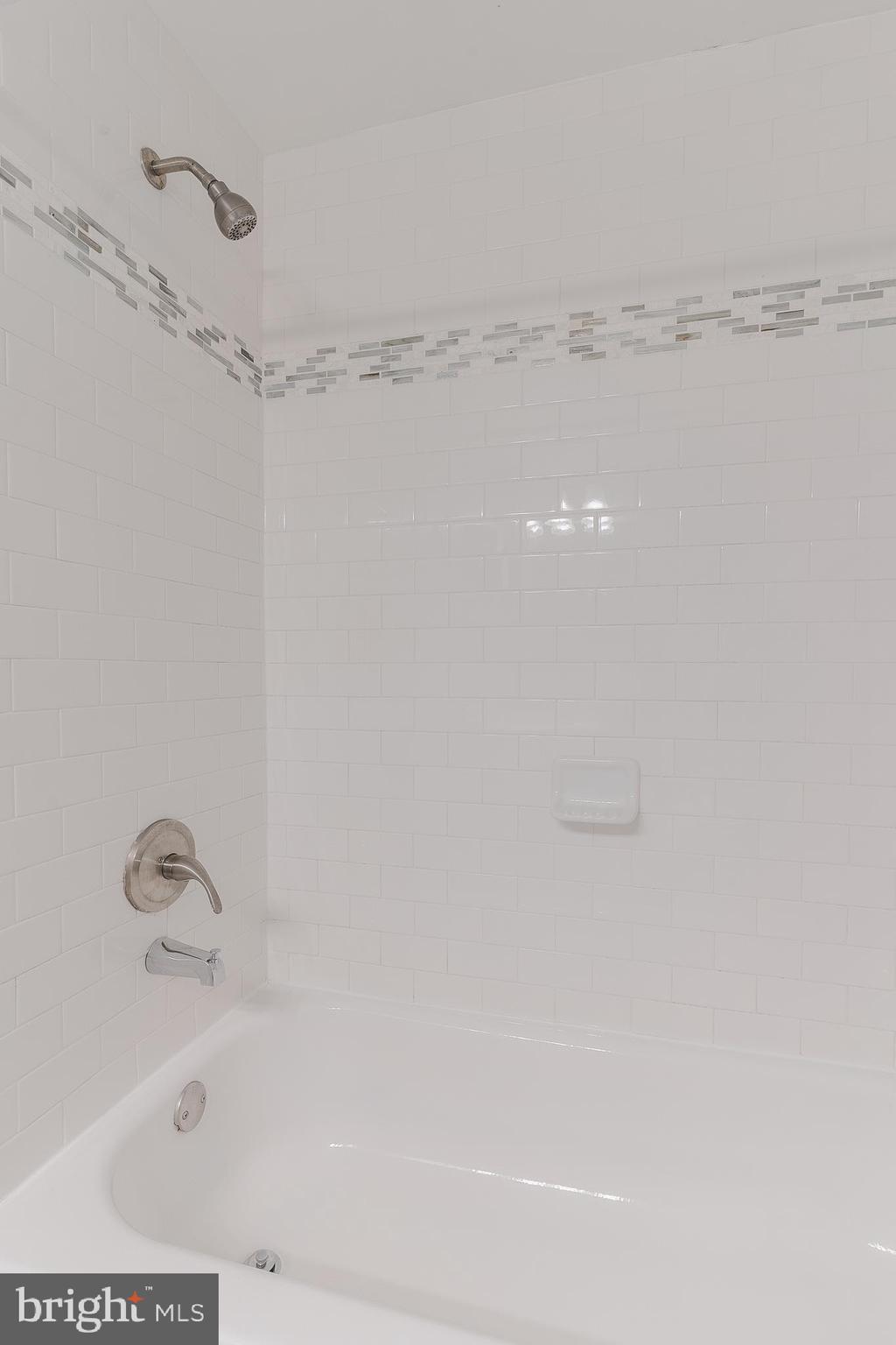 NEWGATE - Residential Lease