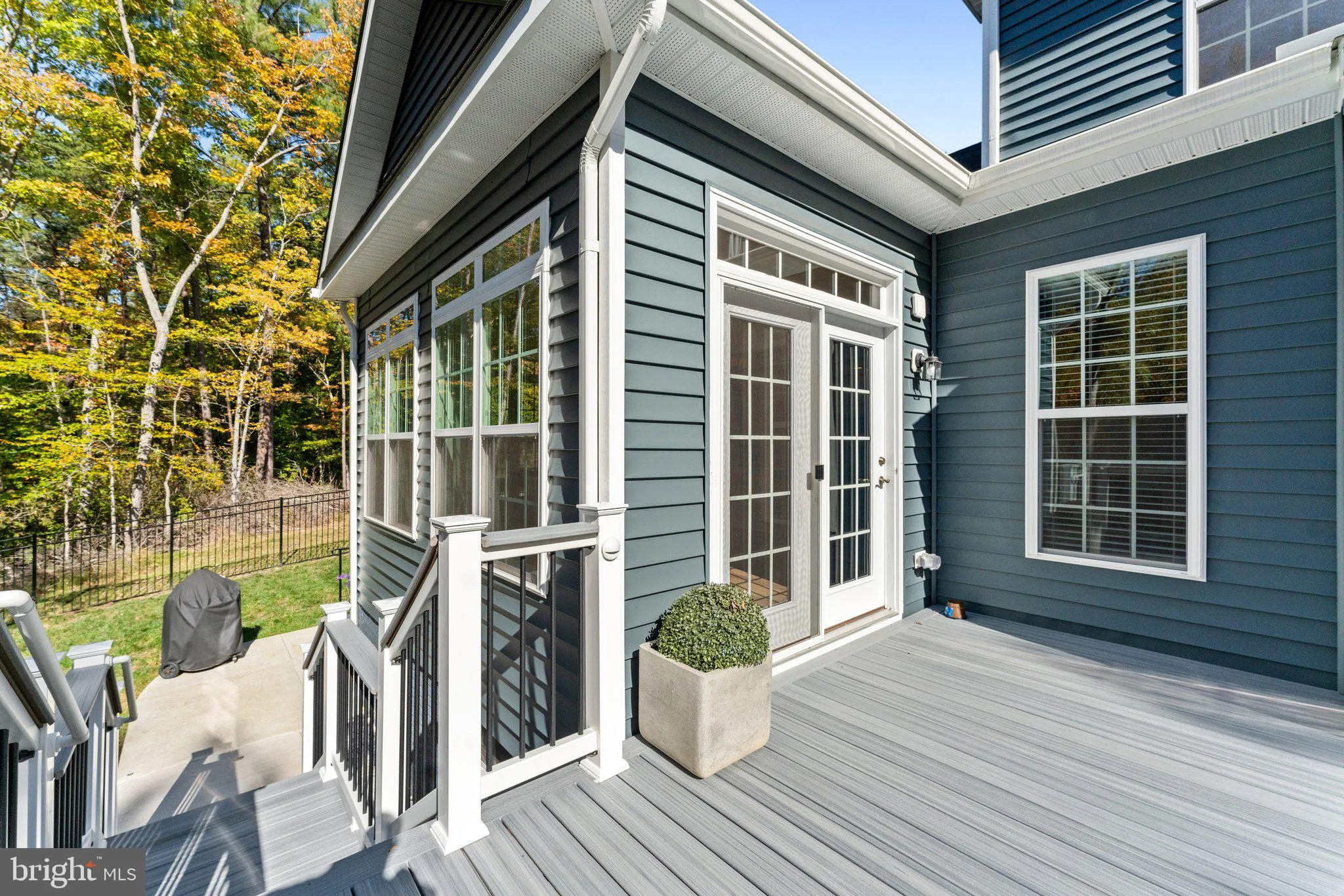 Fredericksburg, Virginia 22406, United States, 5 Bedrooms Bedrooms, ,5 BathroomsBathrooms,Residential,Pending,37029