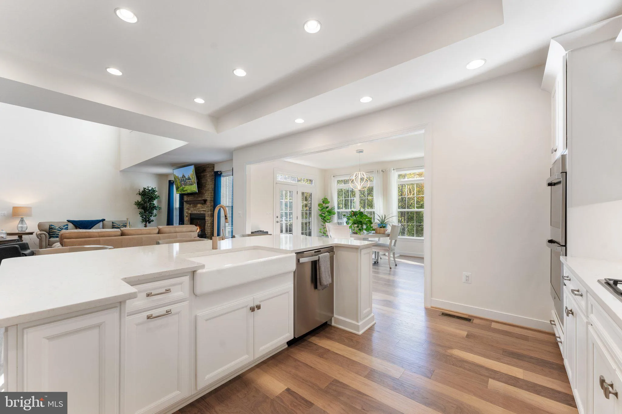 Fredericksburg, Virginia 22406, United States, 5 Bedrooms Bedrooms, ,5 BathroomsBathrooms,Residential,Pending,37029