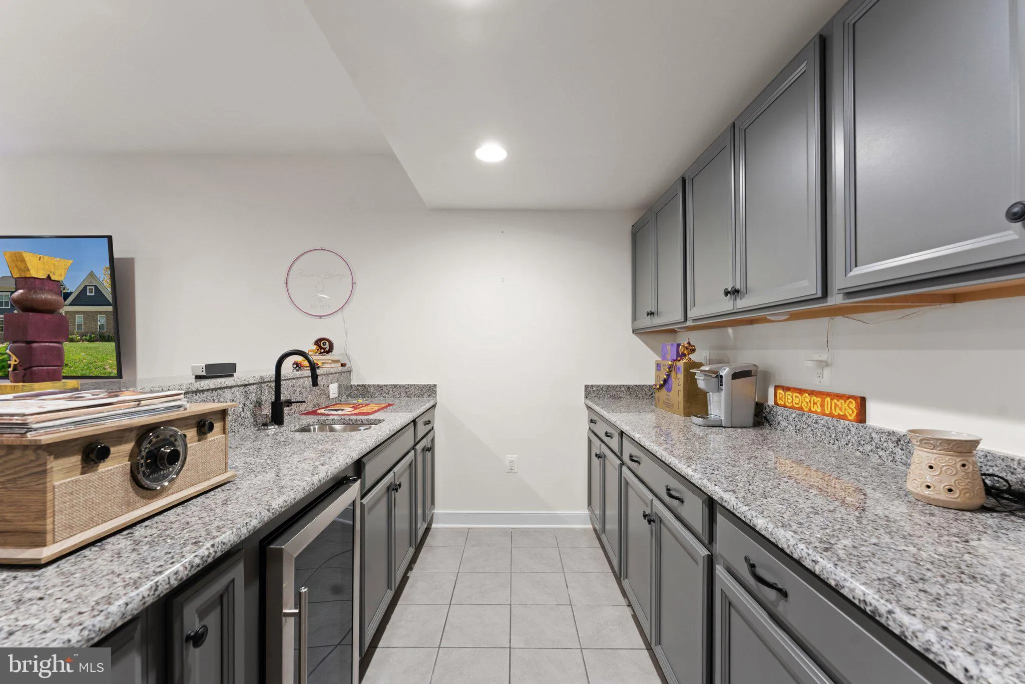 Fredericksburg, Virginia 22406, United States, 5 Bedrooms Bedrooms, ,5 BathroomsBathrooms,Residential,Pending,37029