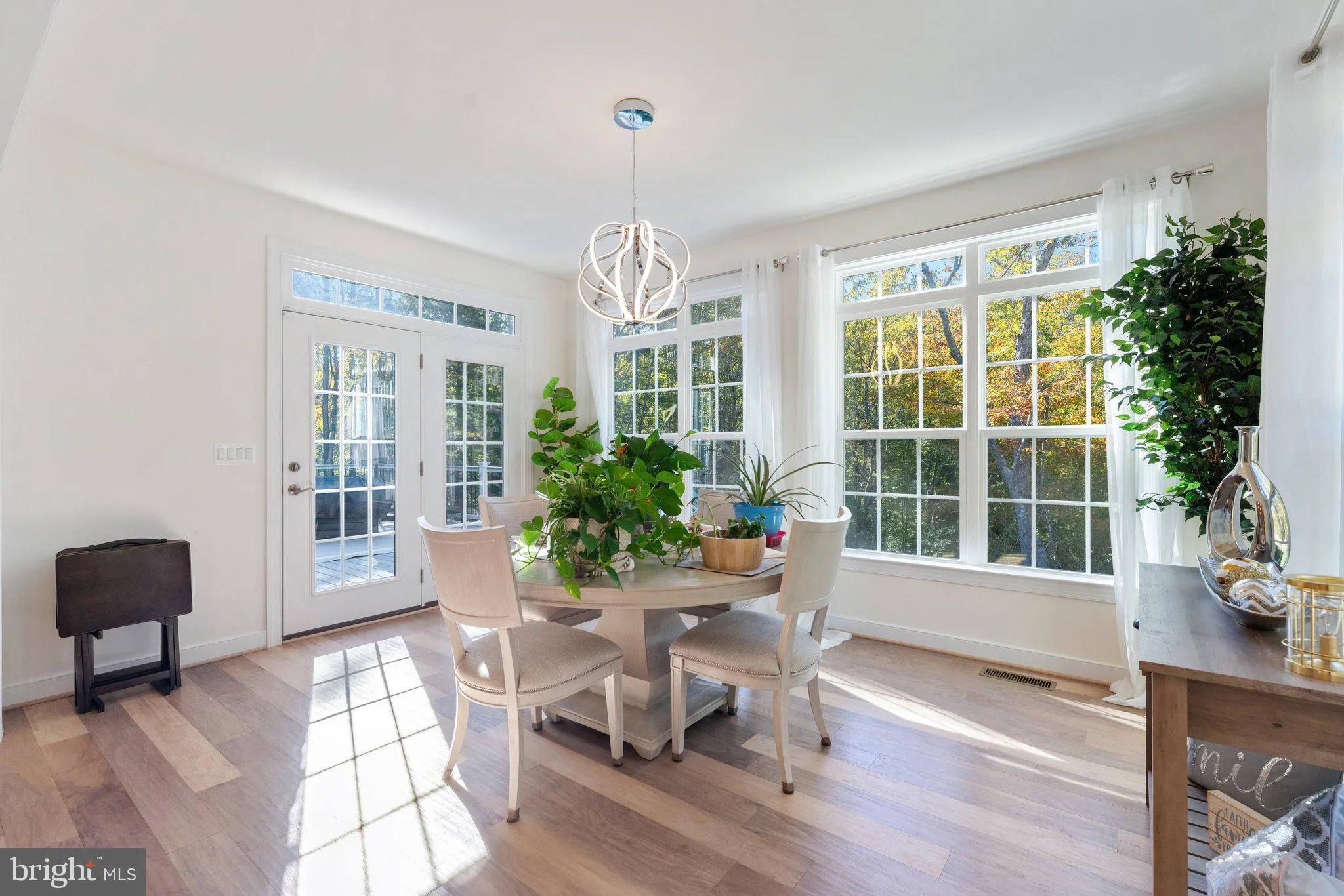 Fredericksburg, Virginia 22406, United States, 5 Bedrooms Bedrooms, ,5 BathroomsBathrooms,Residential,Pending,37029