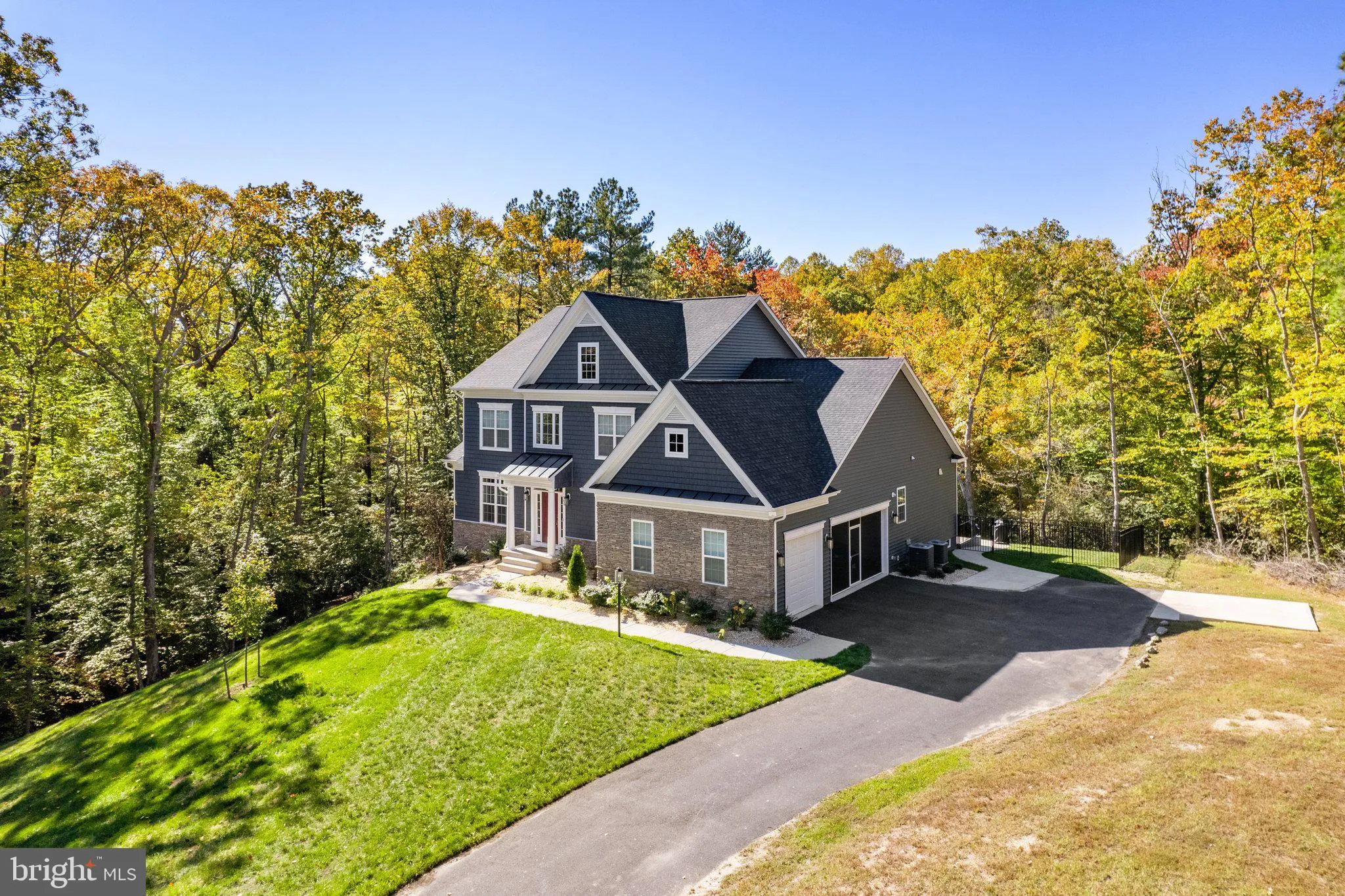 Fredericksburg, Virginia 22406, United States, 5 Bedrooms Bedrooms, ,5 BathroomsBathrooms,Residential,Pending,37029