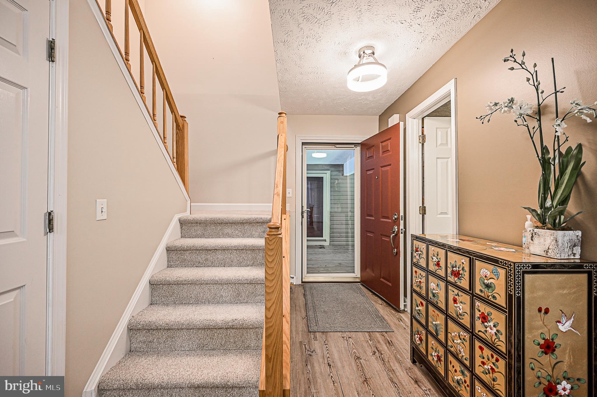 OXFORD HOUSE - Residential