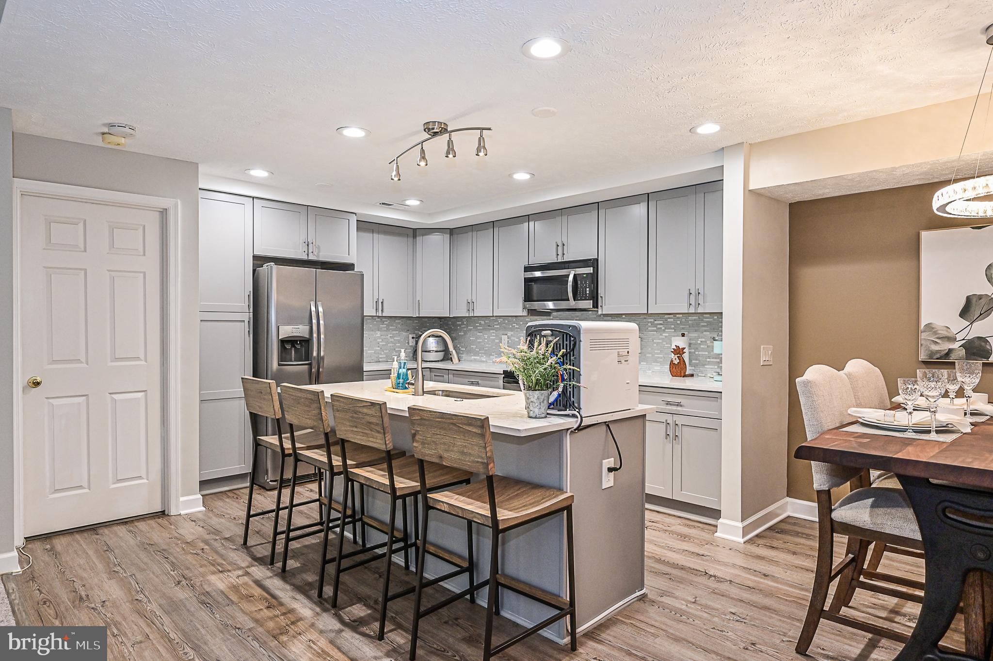 OXFORD HOUSE - Residential