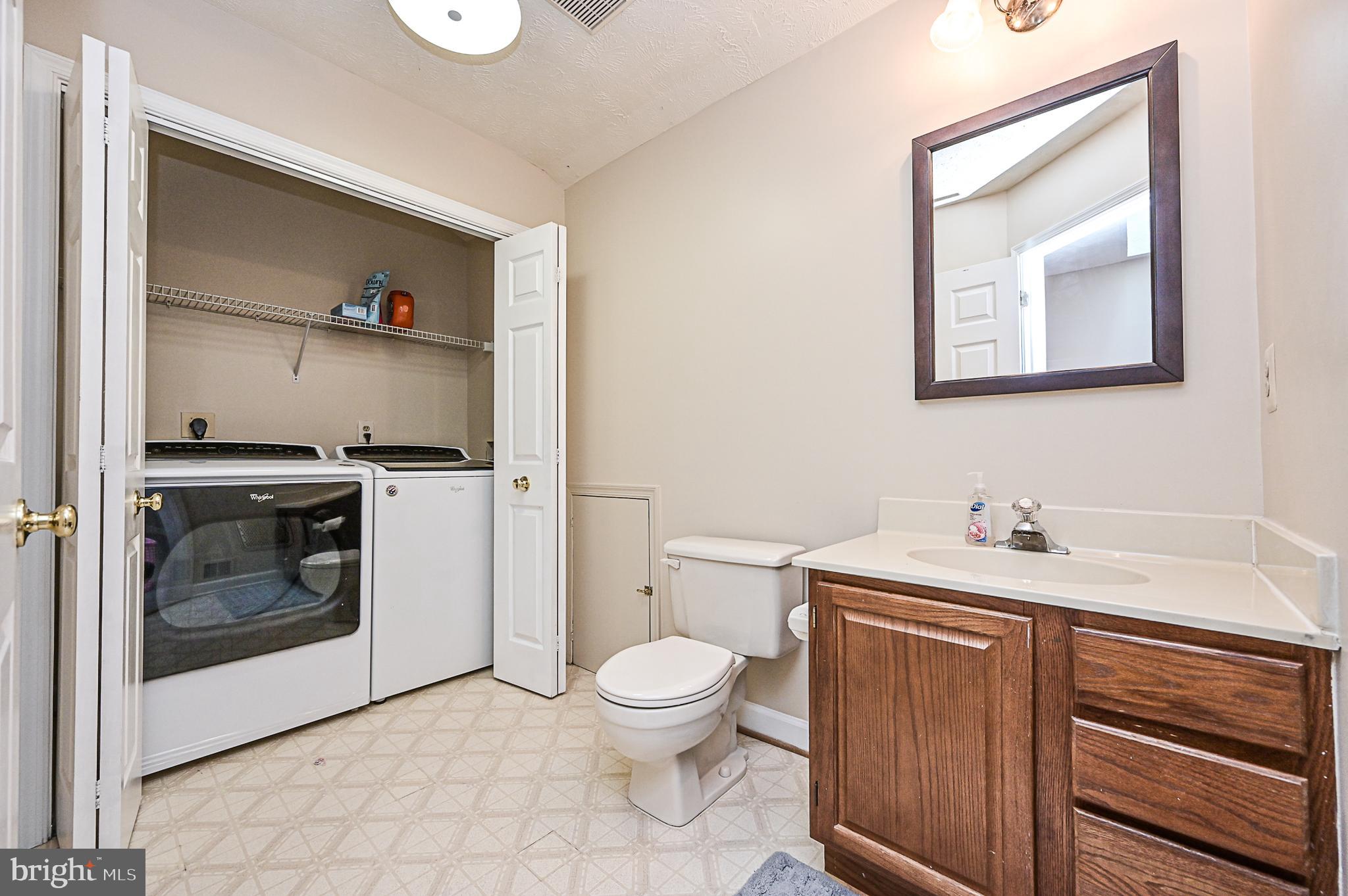 OXFORD HOUSE - Residential