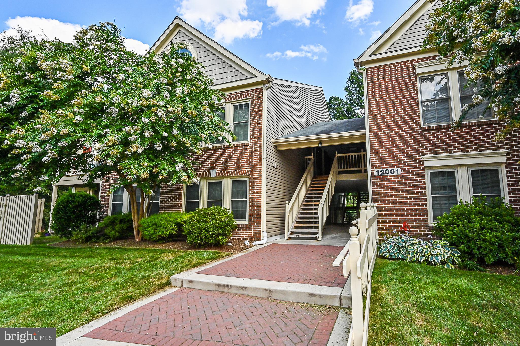 OXFORD HOUSE - Residential