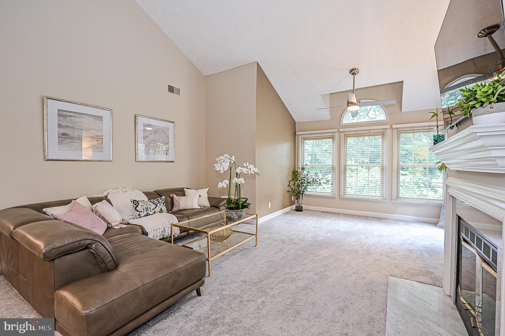 OXFORD HOUSE - Residential