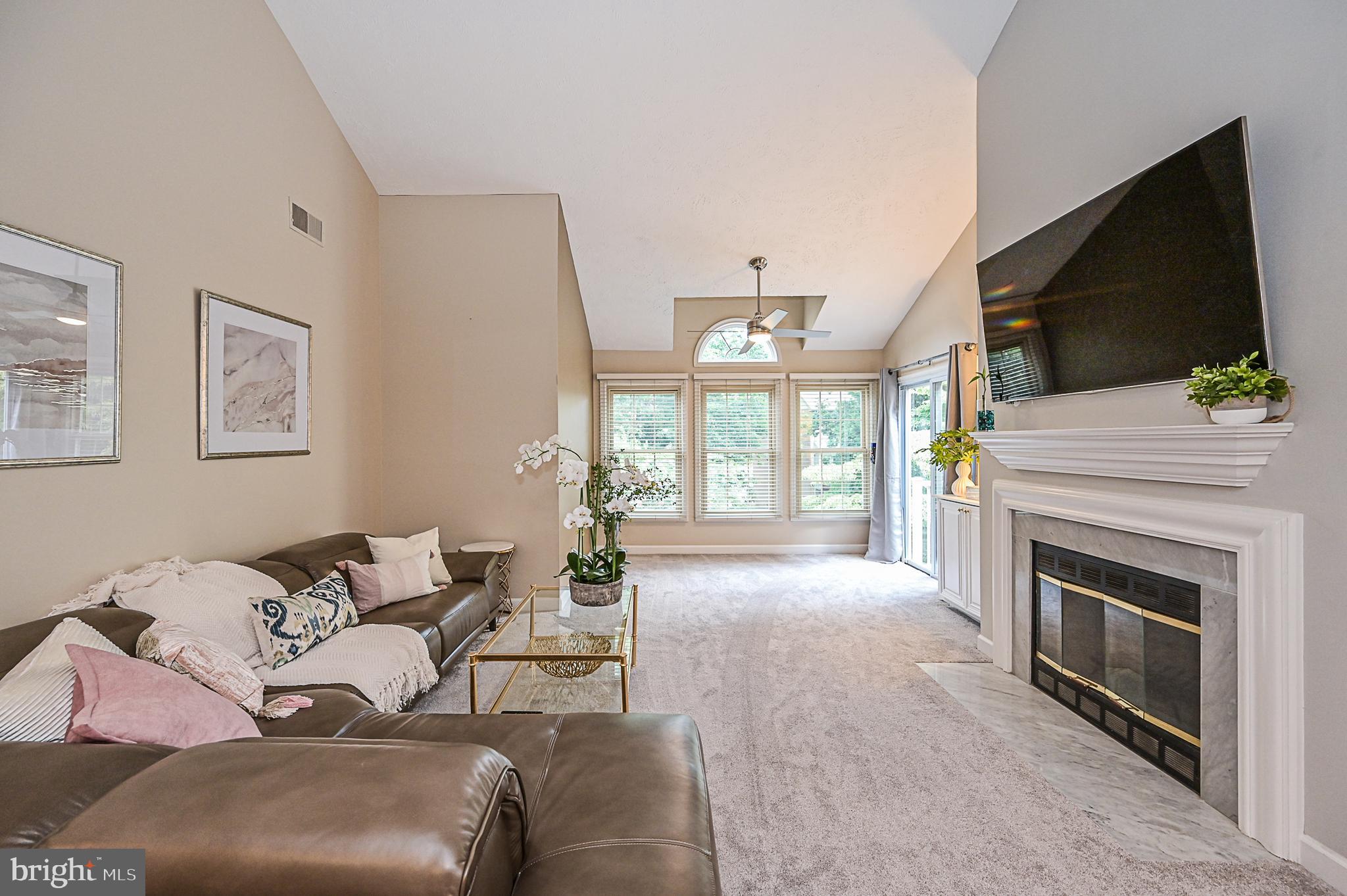 OXFORD HOUSE - Residential