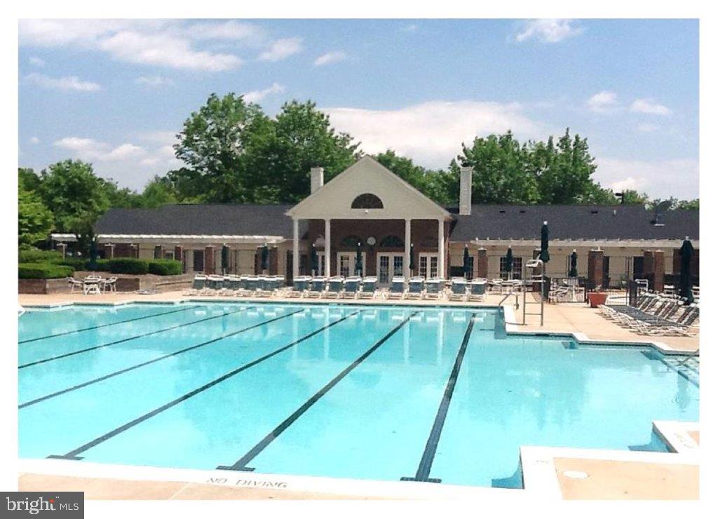 OXFORD HOUSE - Residential