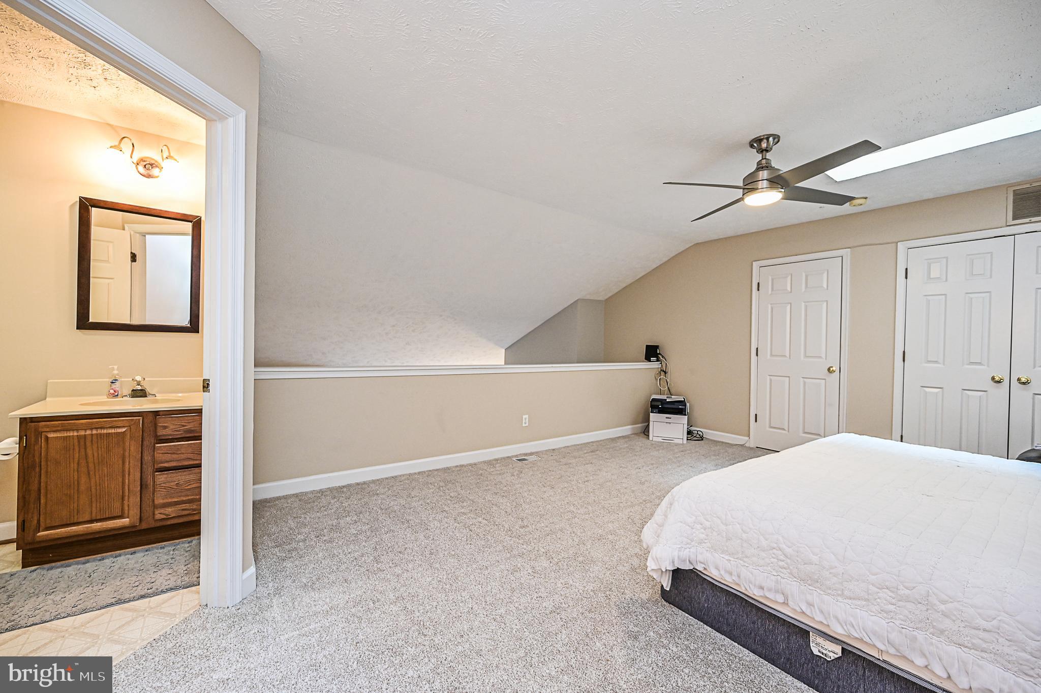 OXFORD HOUSE - Residential