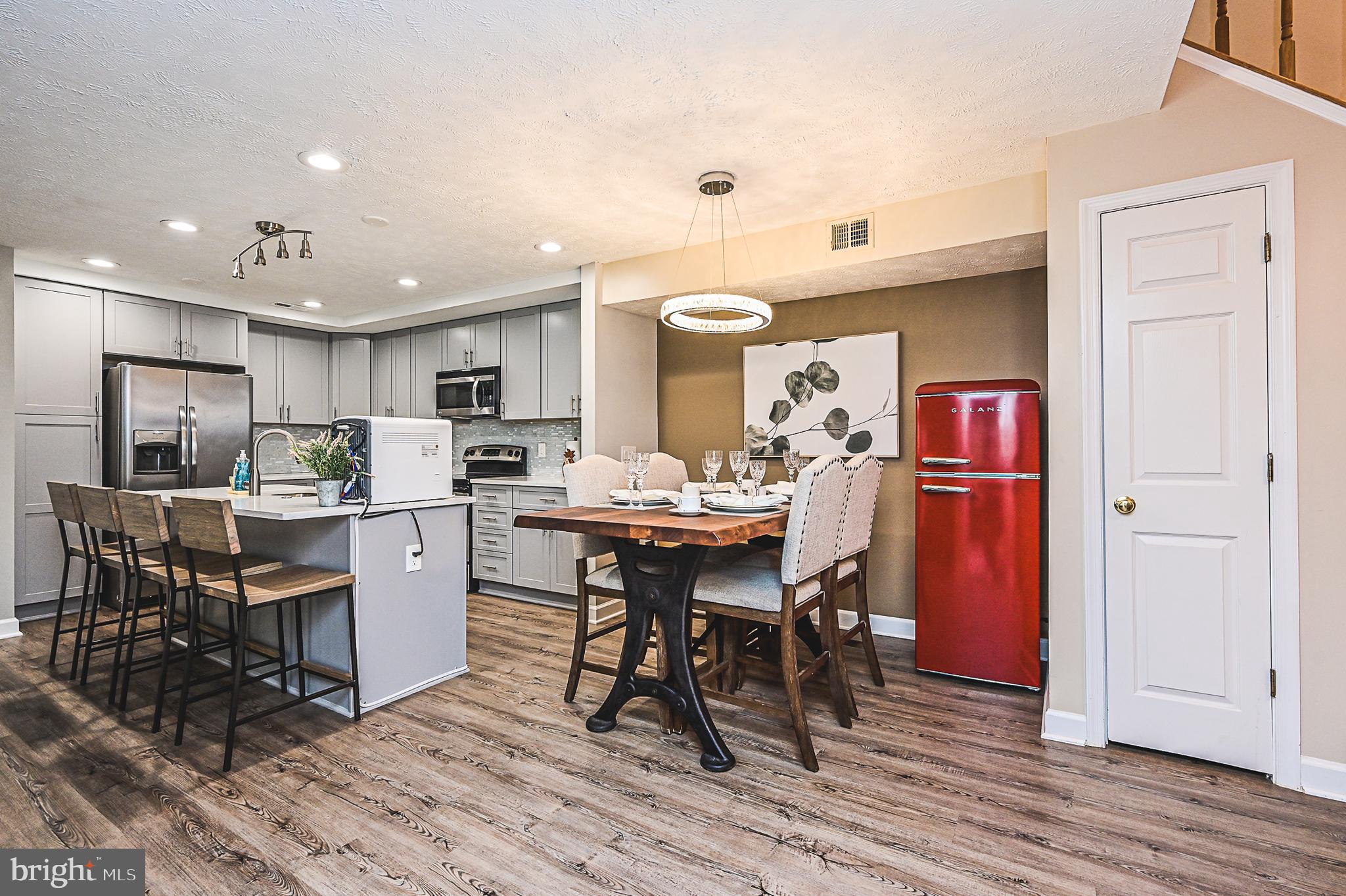 OXFORD HOUSE - Residential