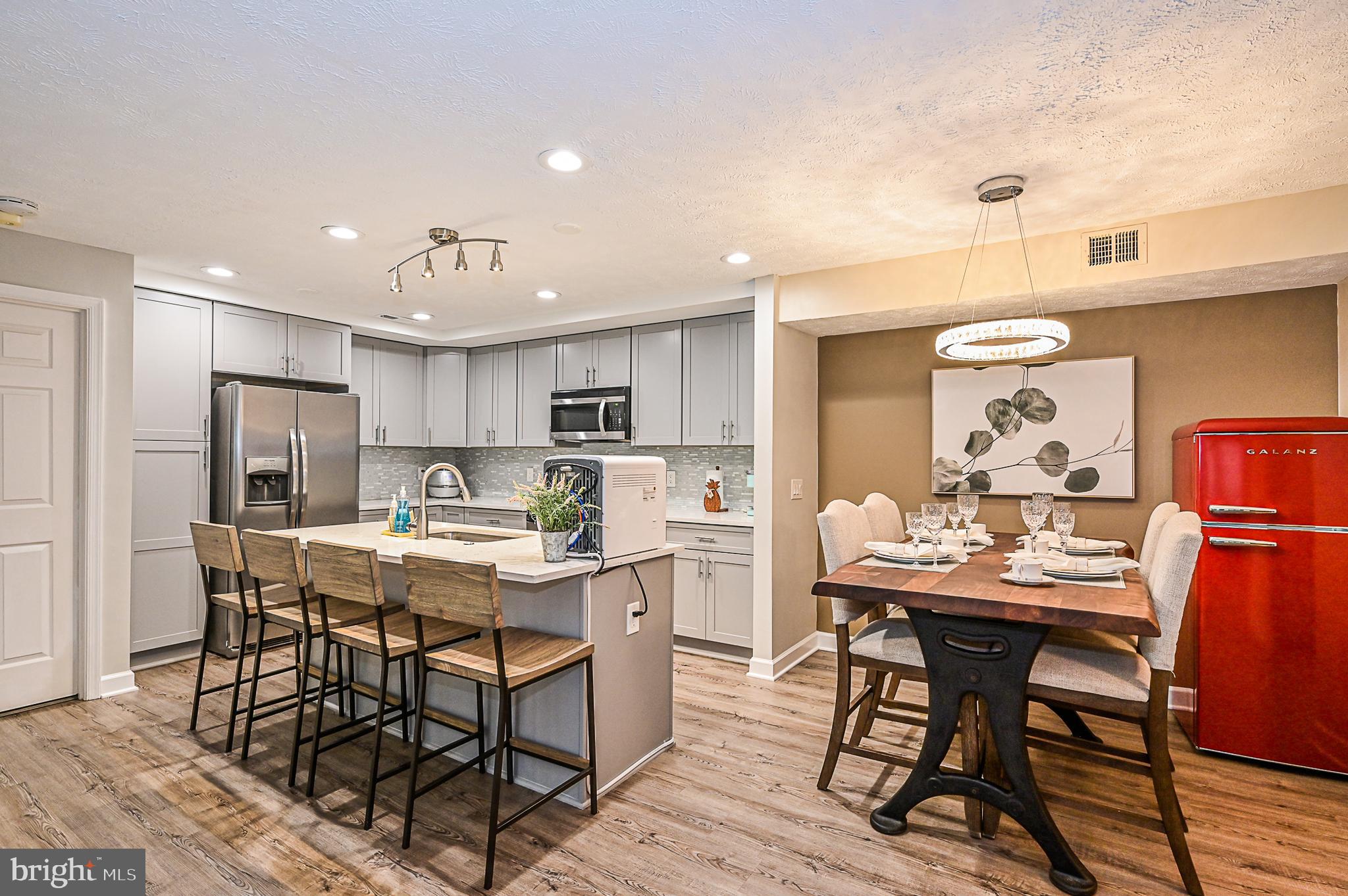 OXFORD HOUSE - Residential