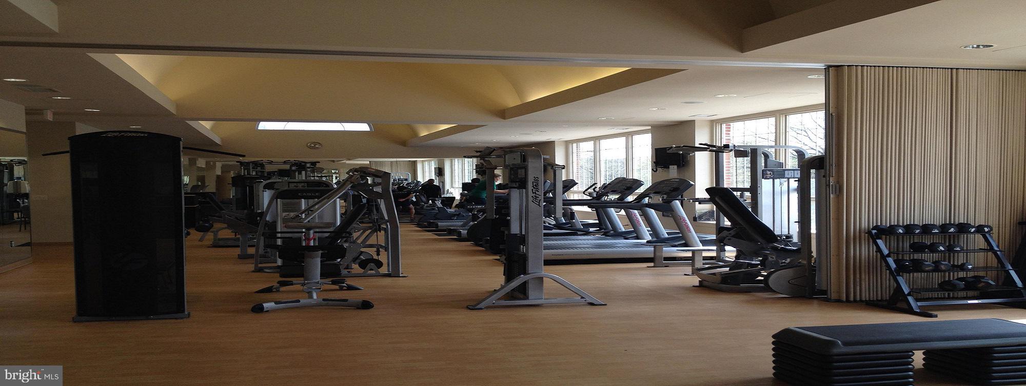 OXFORD HOUSE - Residential