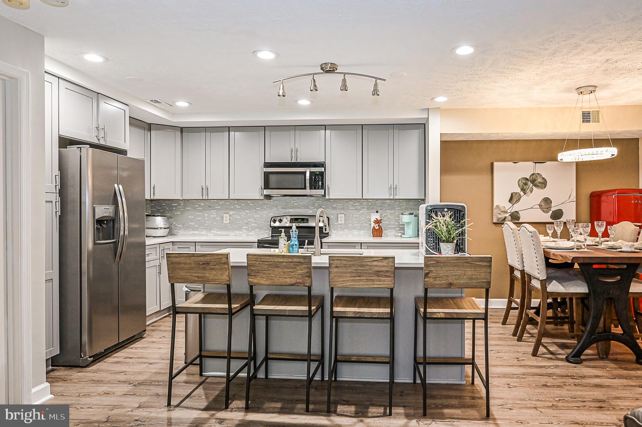 OXFORD HOUSE - Residential