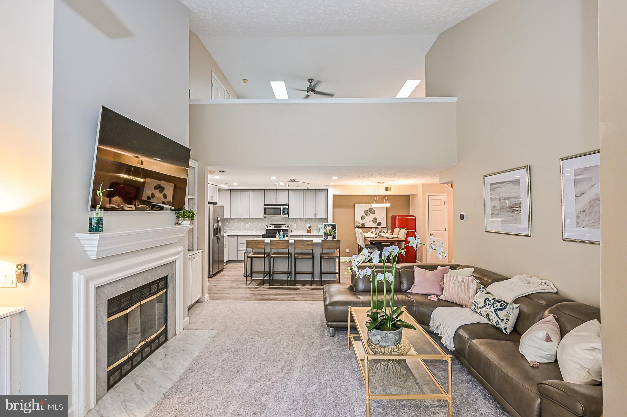 OXFORD HOUSE - Residential