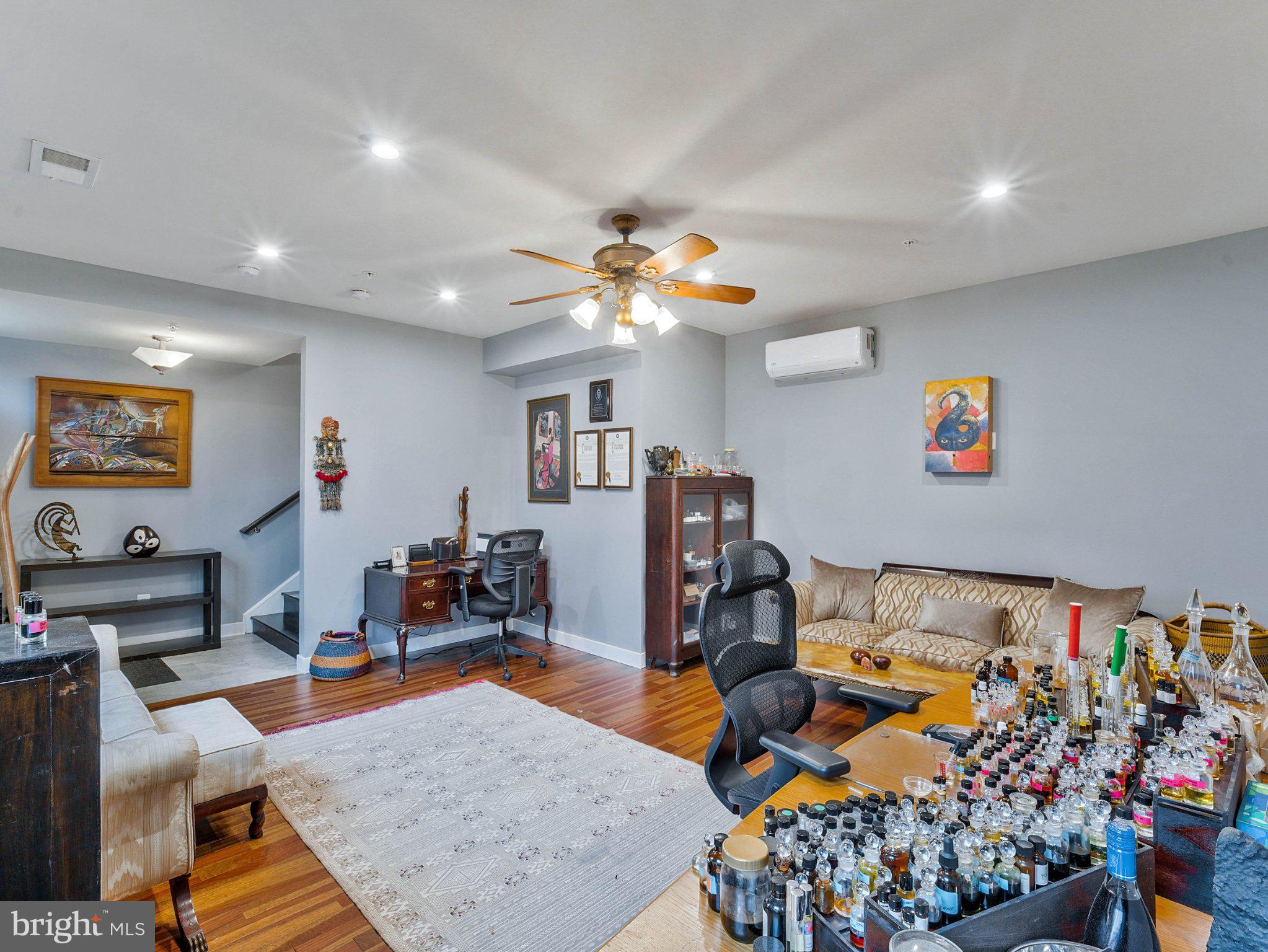 10911 CLERKENWELL ALY ALLEY