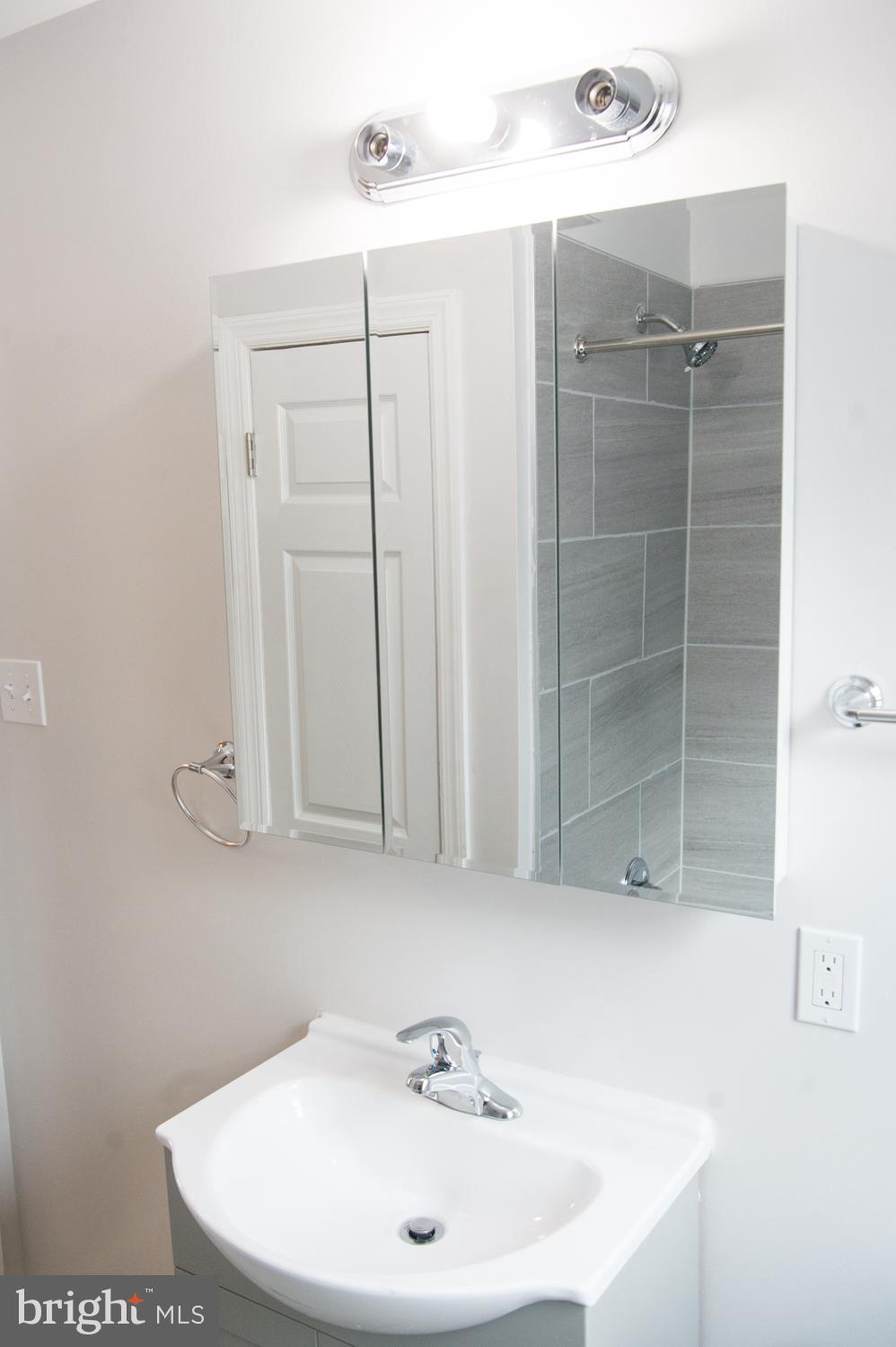 GLENHAM - BELFORD - Residential Lease