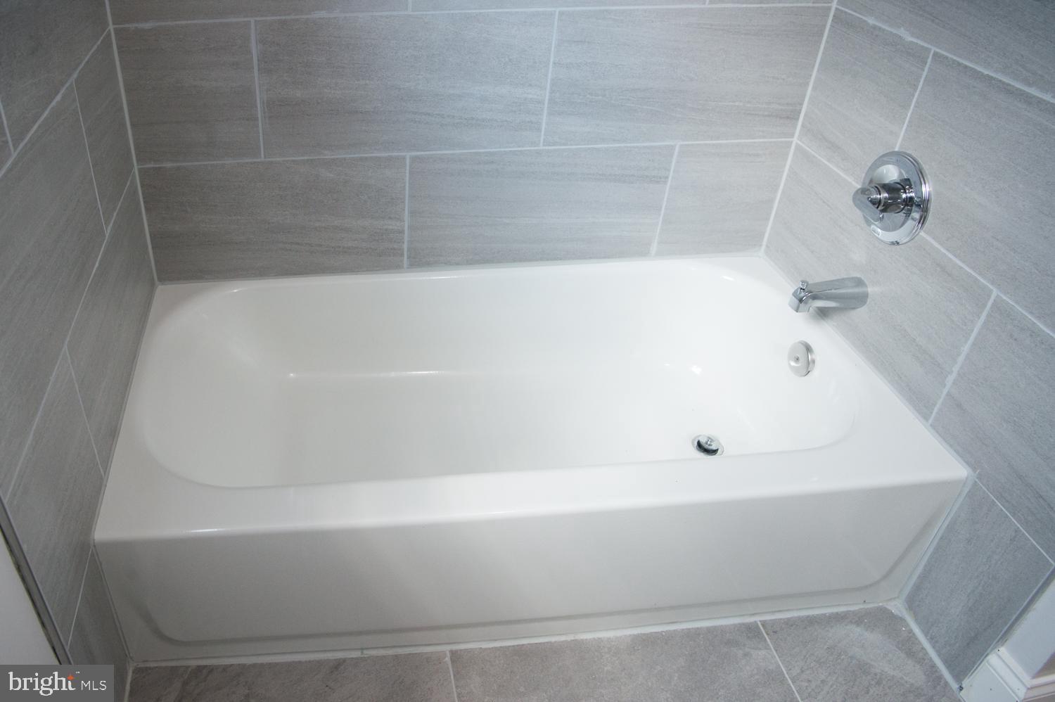 GLENHAM - BELFORD - Residential Lease