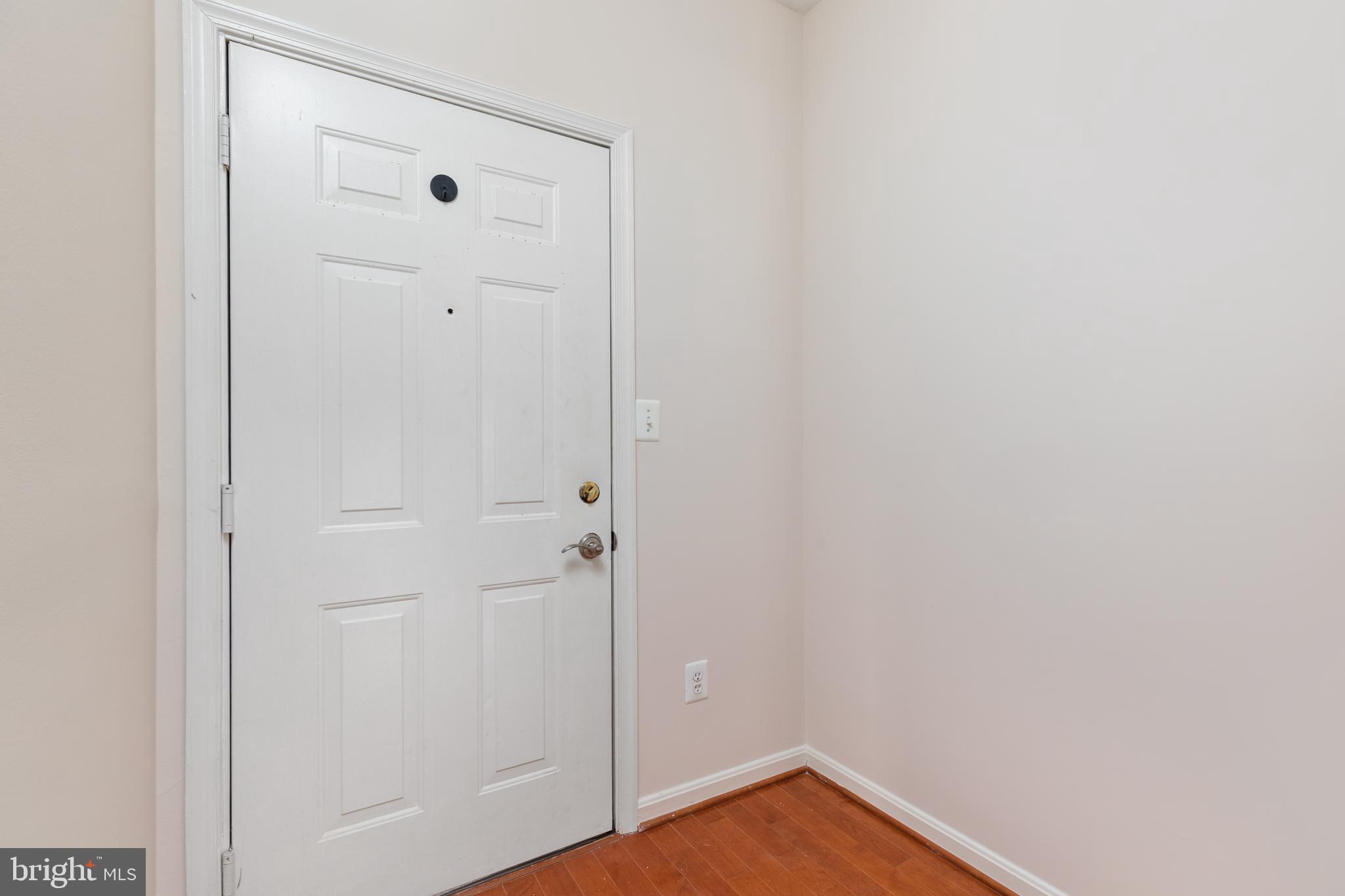 1705 LAKE SHORE CREST DRIVE 25