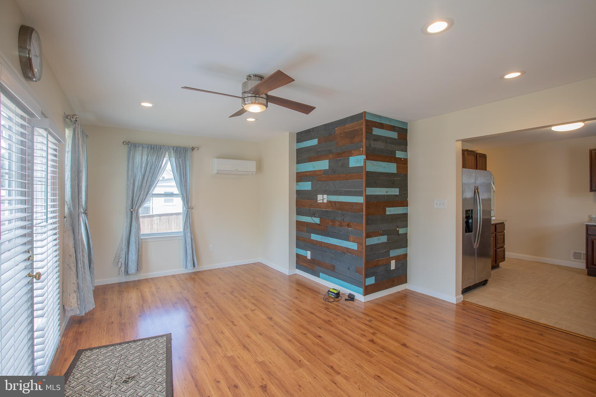 RIVIERA BEACH - Residential Lease