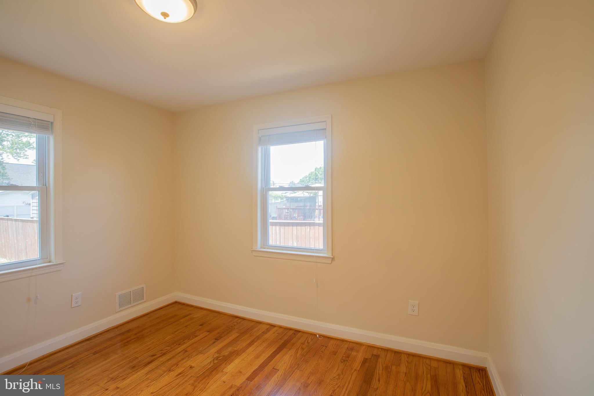 RIVIERA BEACH - Residential Lease