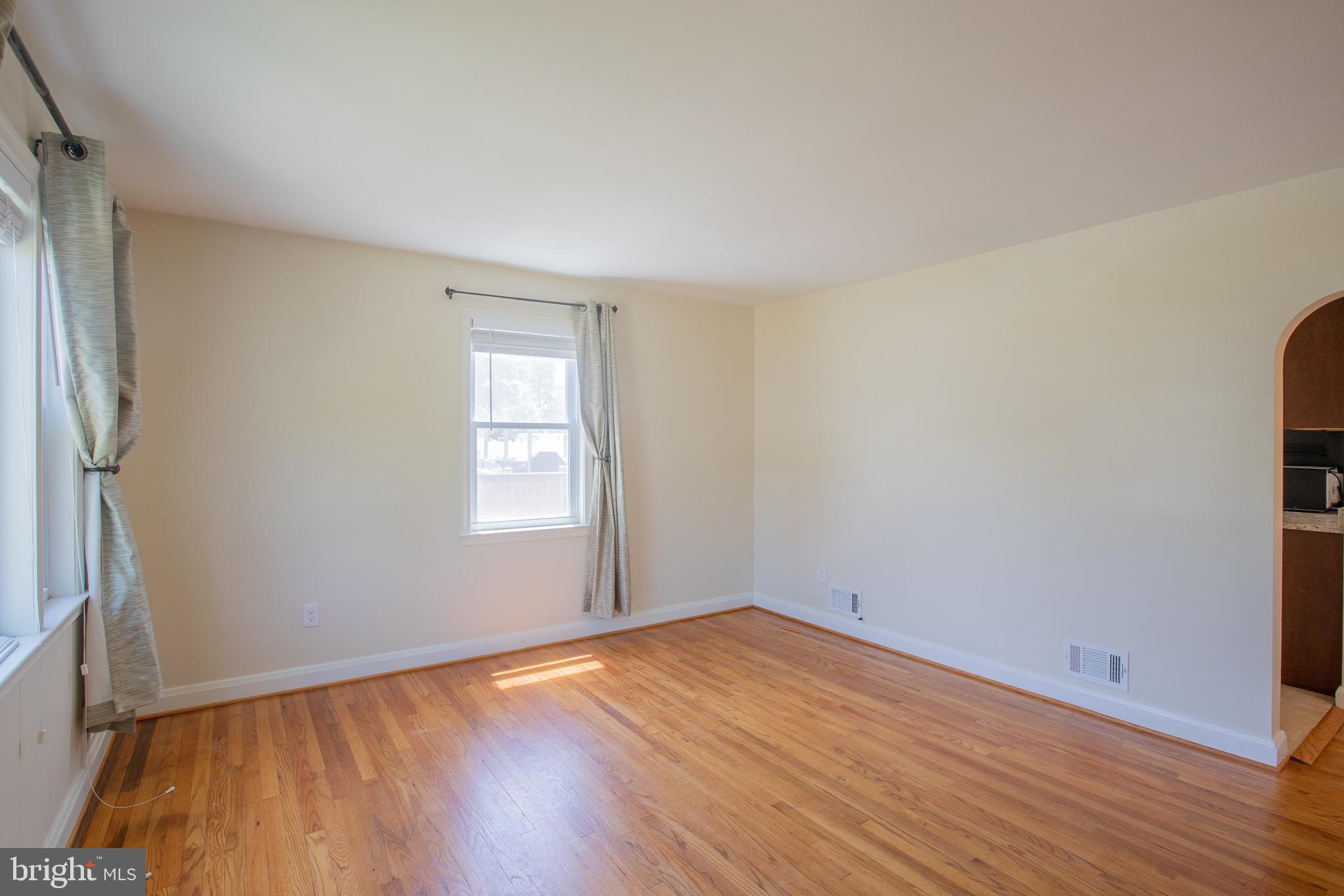 RIVIERA BEACH - Residential Lease