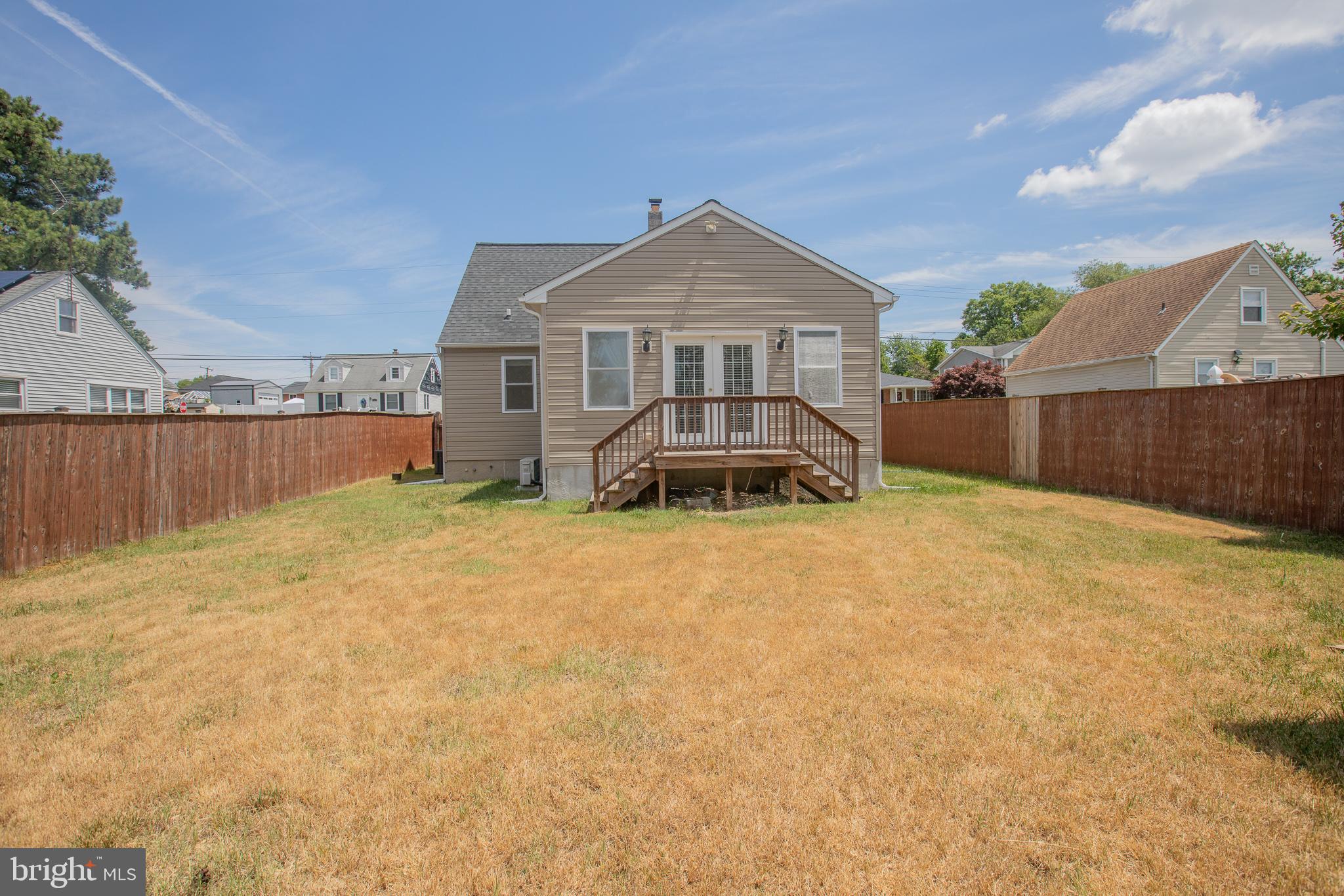 RIVIERA BEACH - Residential Lease