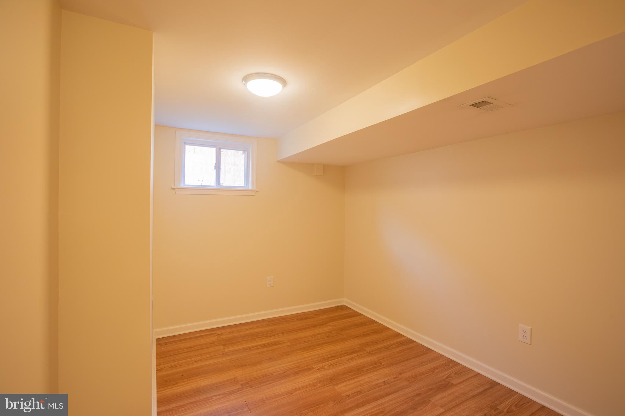 RIVIERA BEACH - Residential Lease