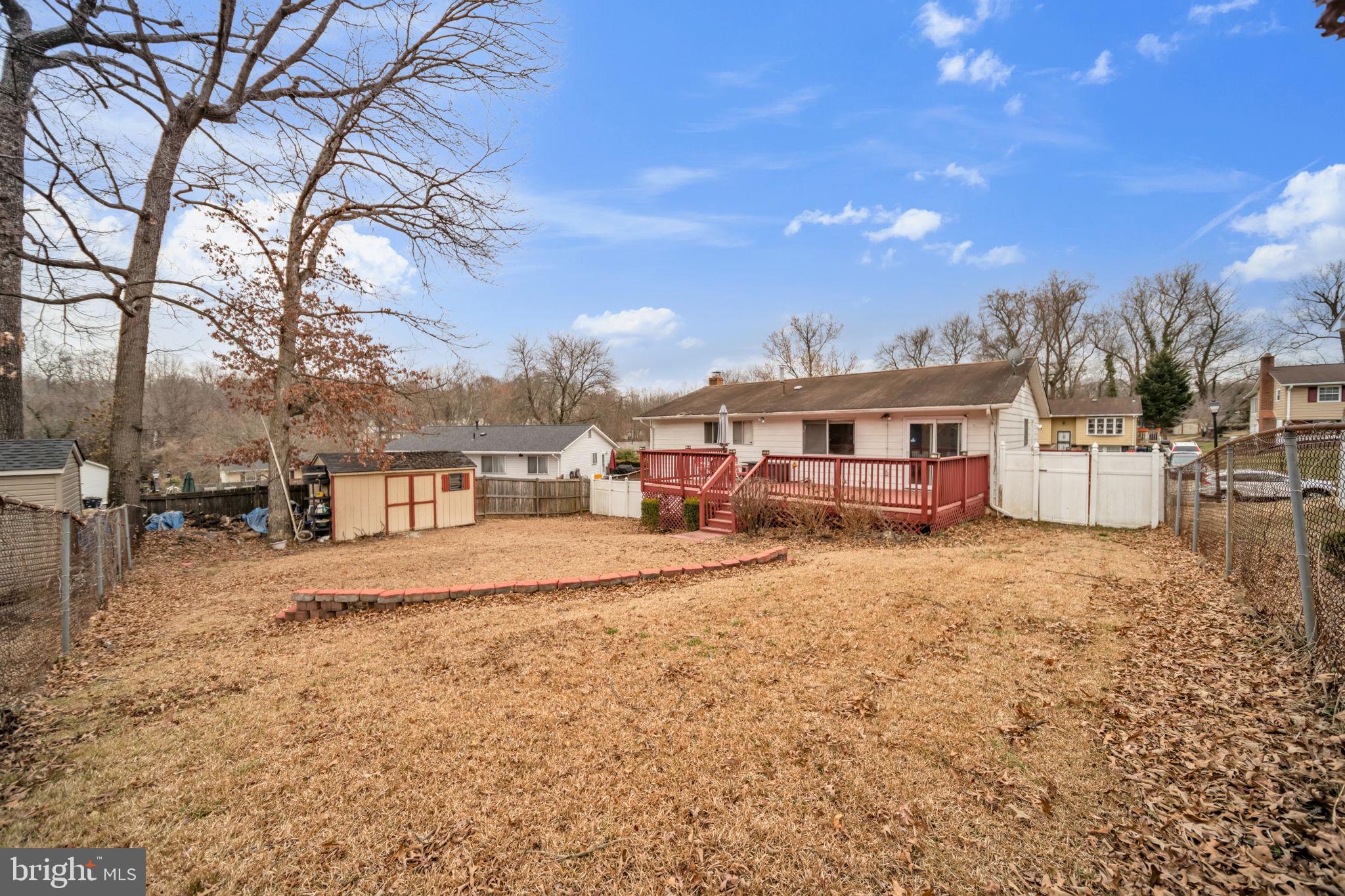 WHITFIELD GARDENS - Residential