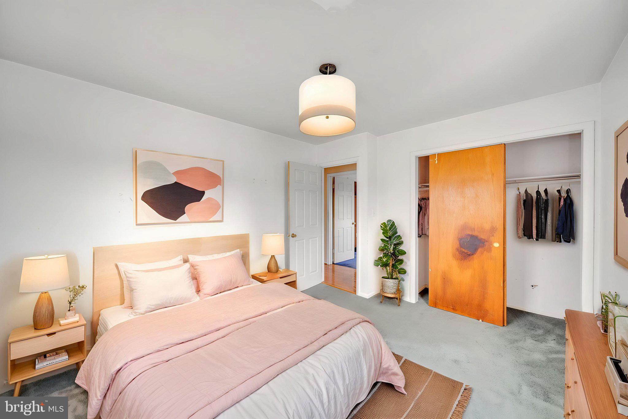 WHITFIELD GARDENS - Residential