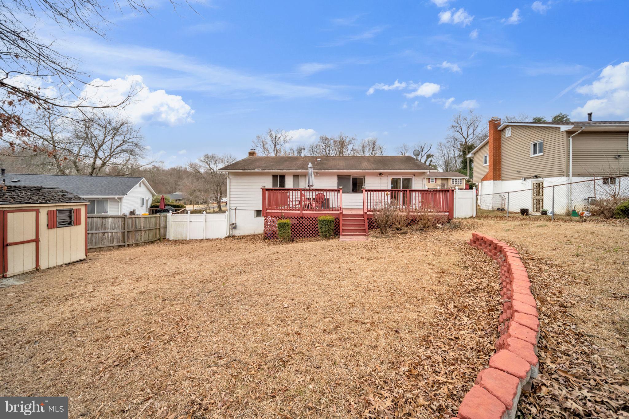 WHITFIELD GARDENS - Residential