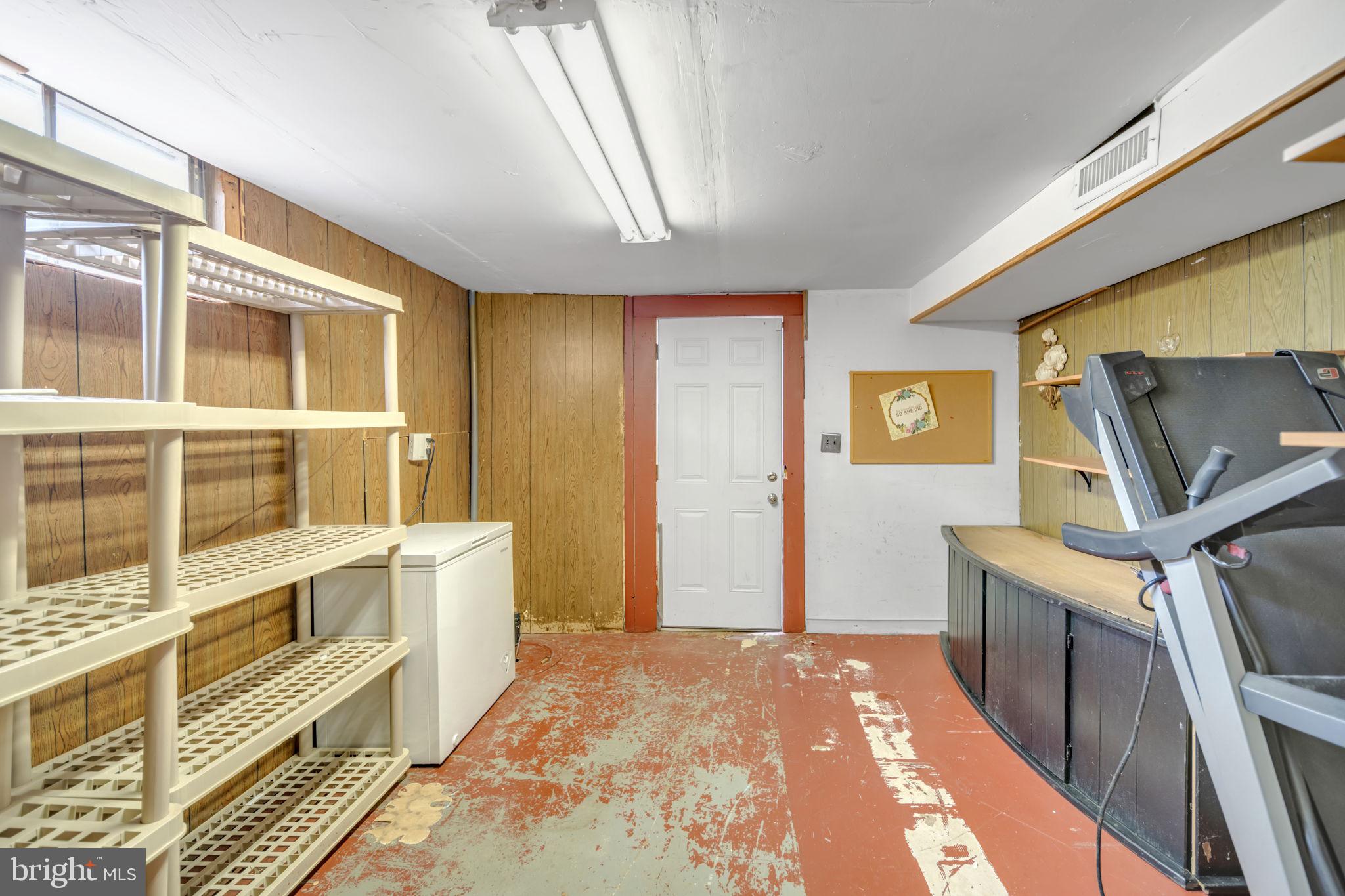 WHITFIELD GARDENS - Residential